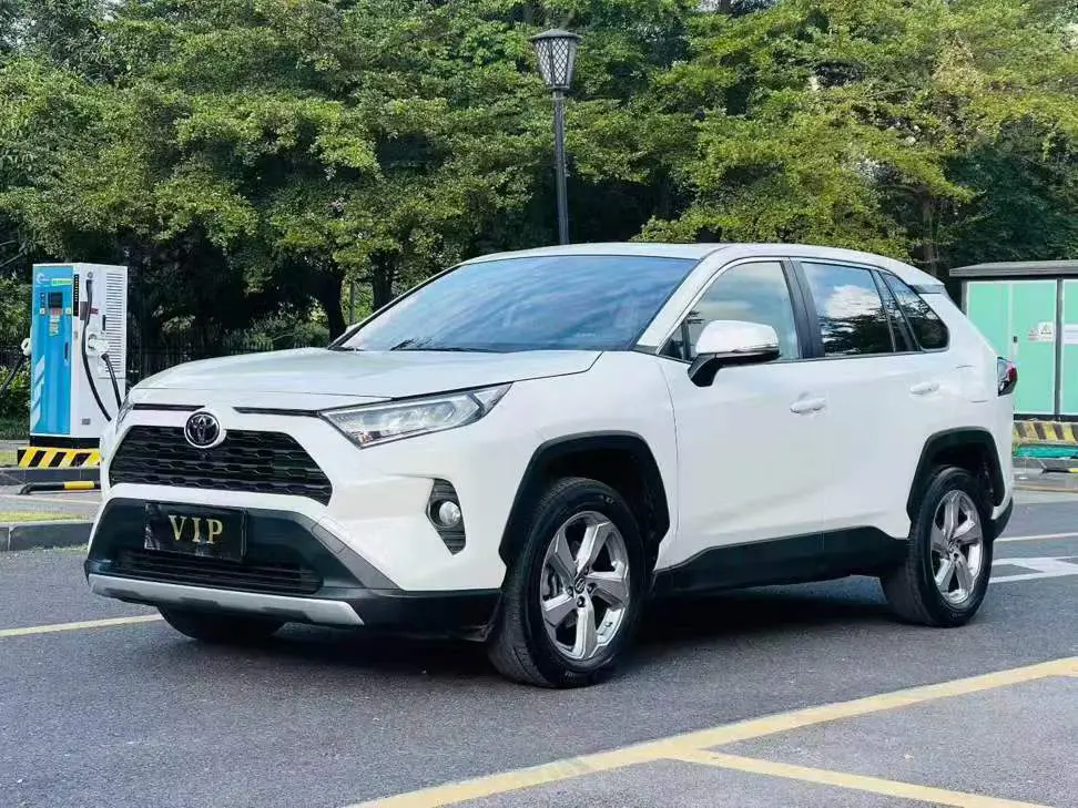 Toyota RAV4  из Китая