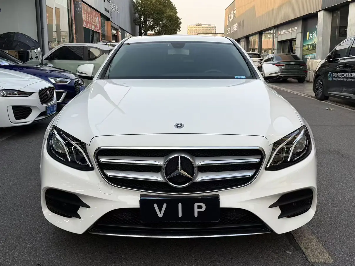 Mercedes-Benz E-Class  из Китая
