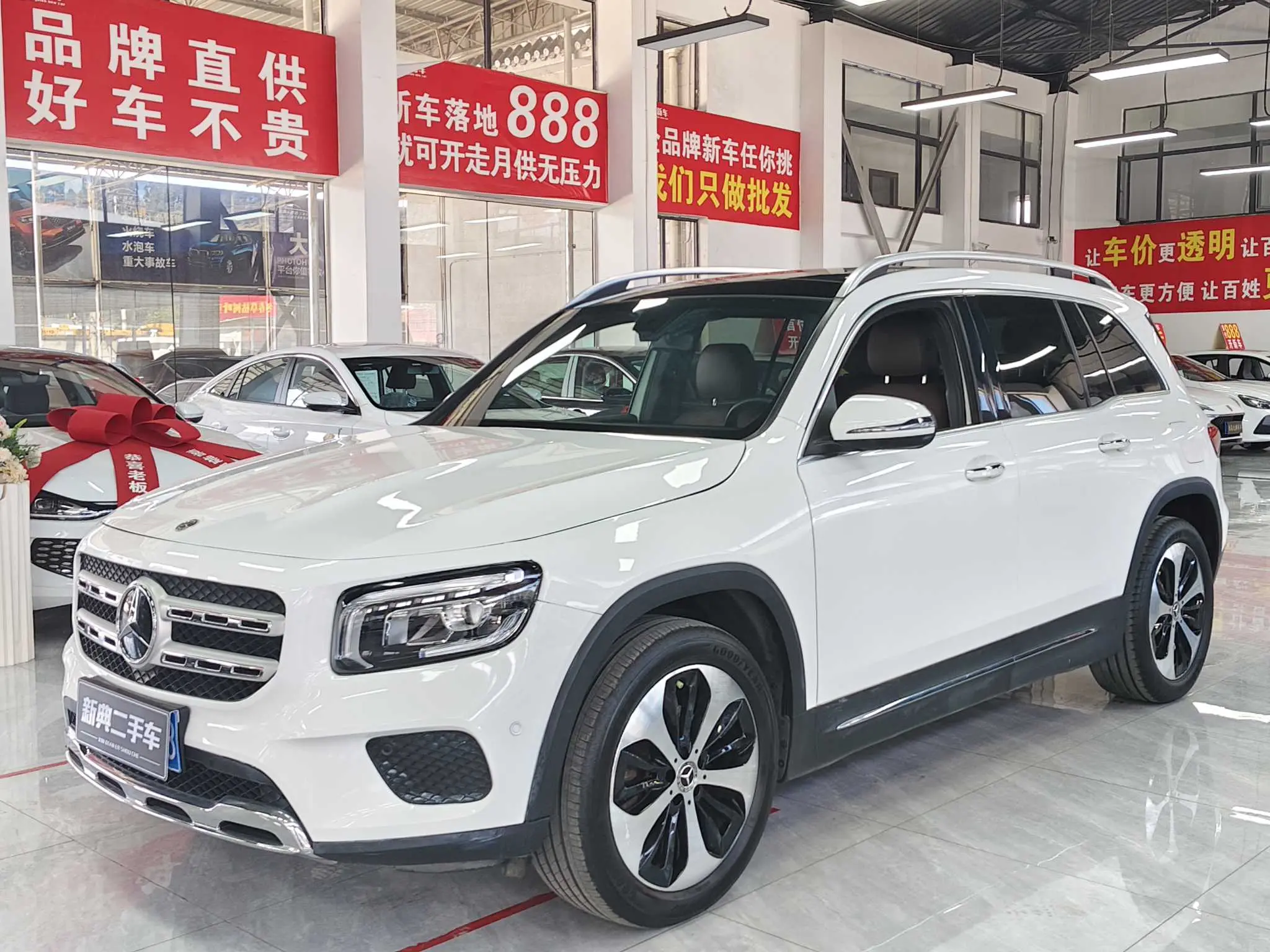 Mercedes-Benz GLB  из Китая