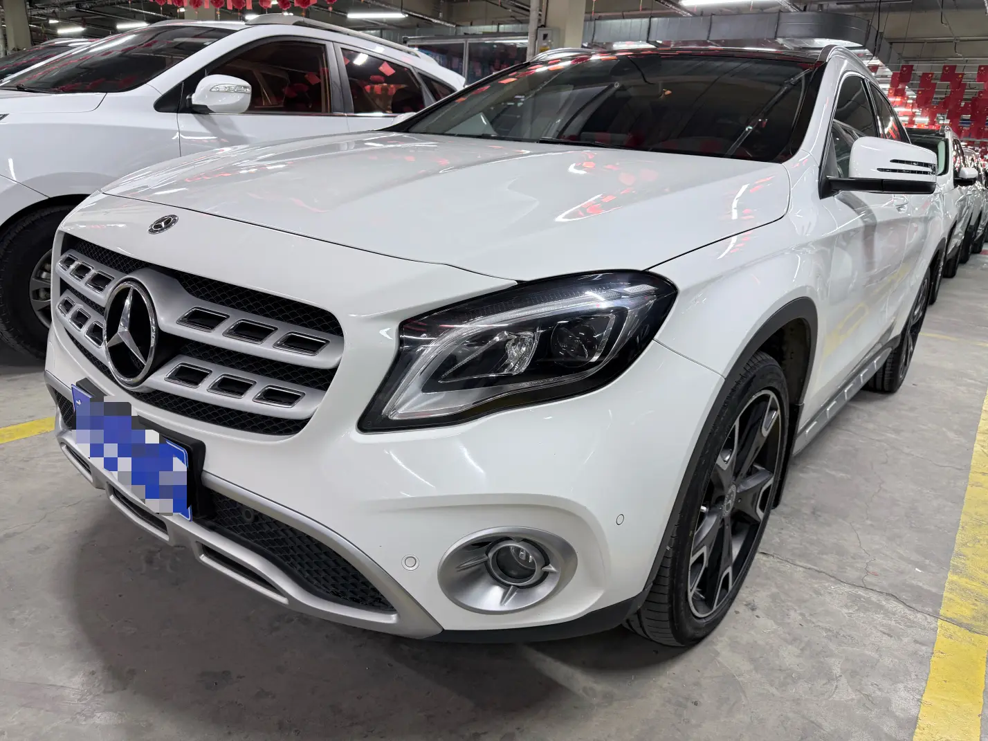 Mercedes-Benz GLA  из Китая