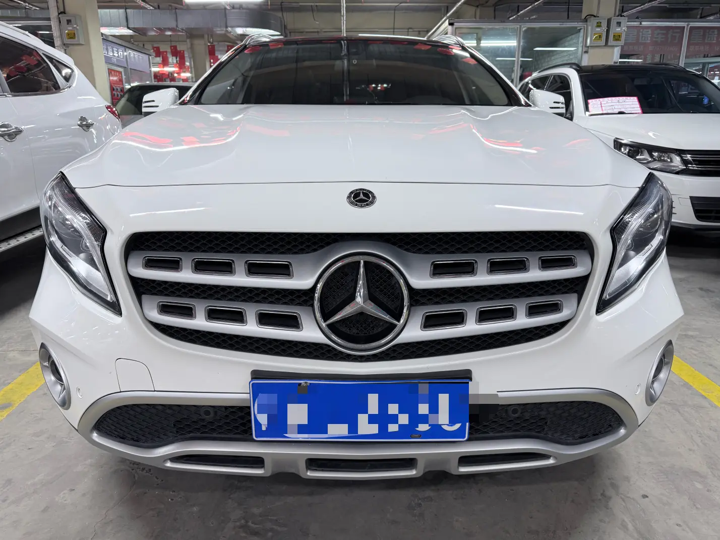 Mercedes-Benz GLA  из Китая