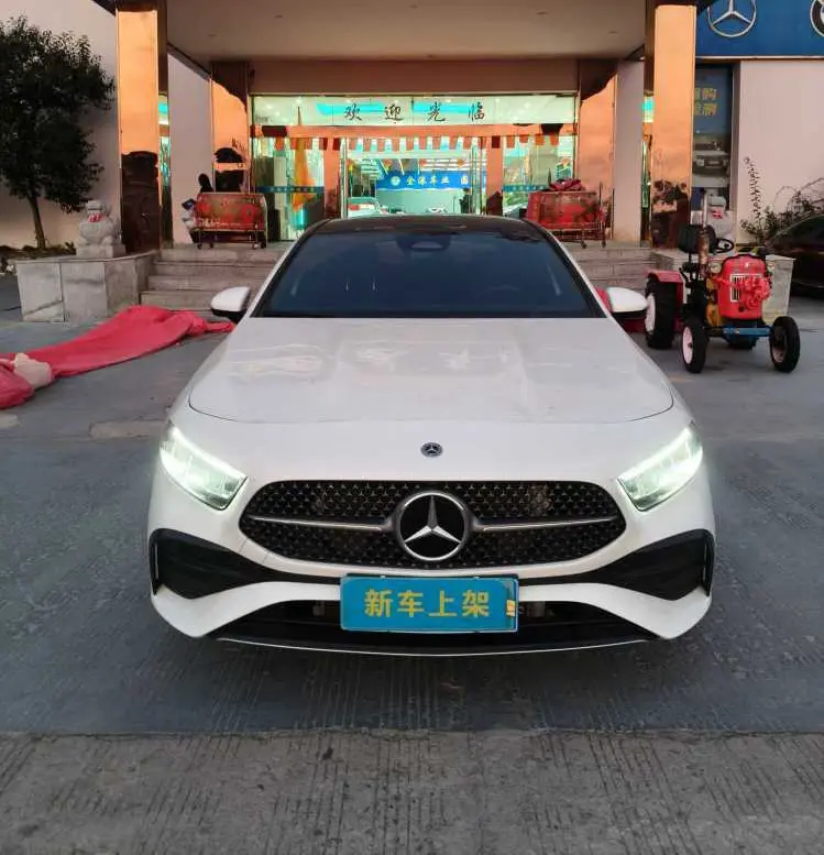 Mercedes-Benz Mercedes Benz A Class  из Китая