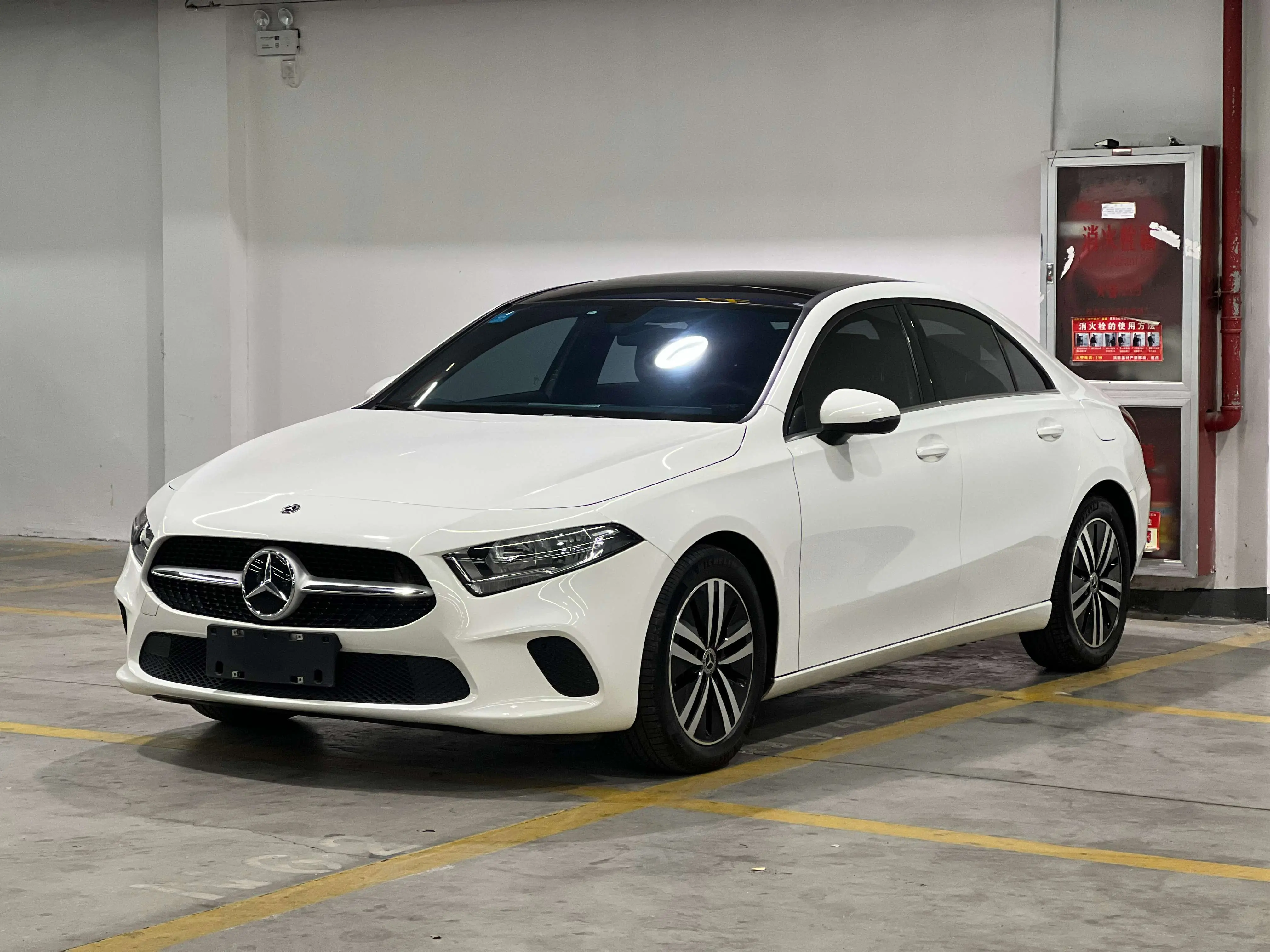 Mercedes-Benz Mercedes Benz A Class  из Китая