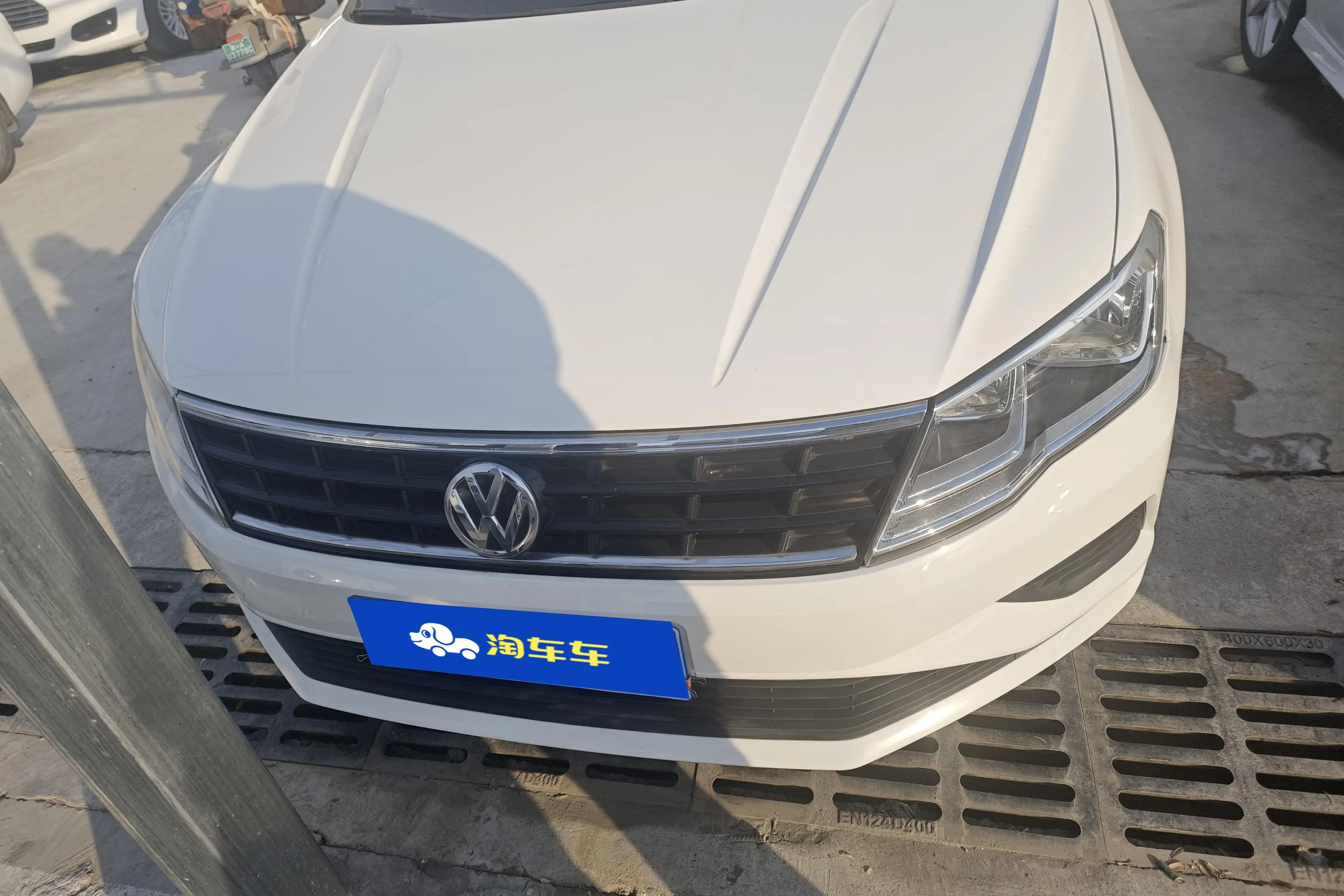 Volkswagen Jetta  из Китая