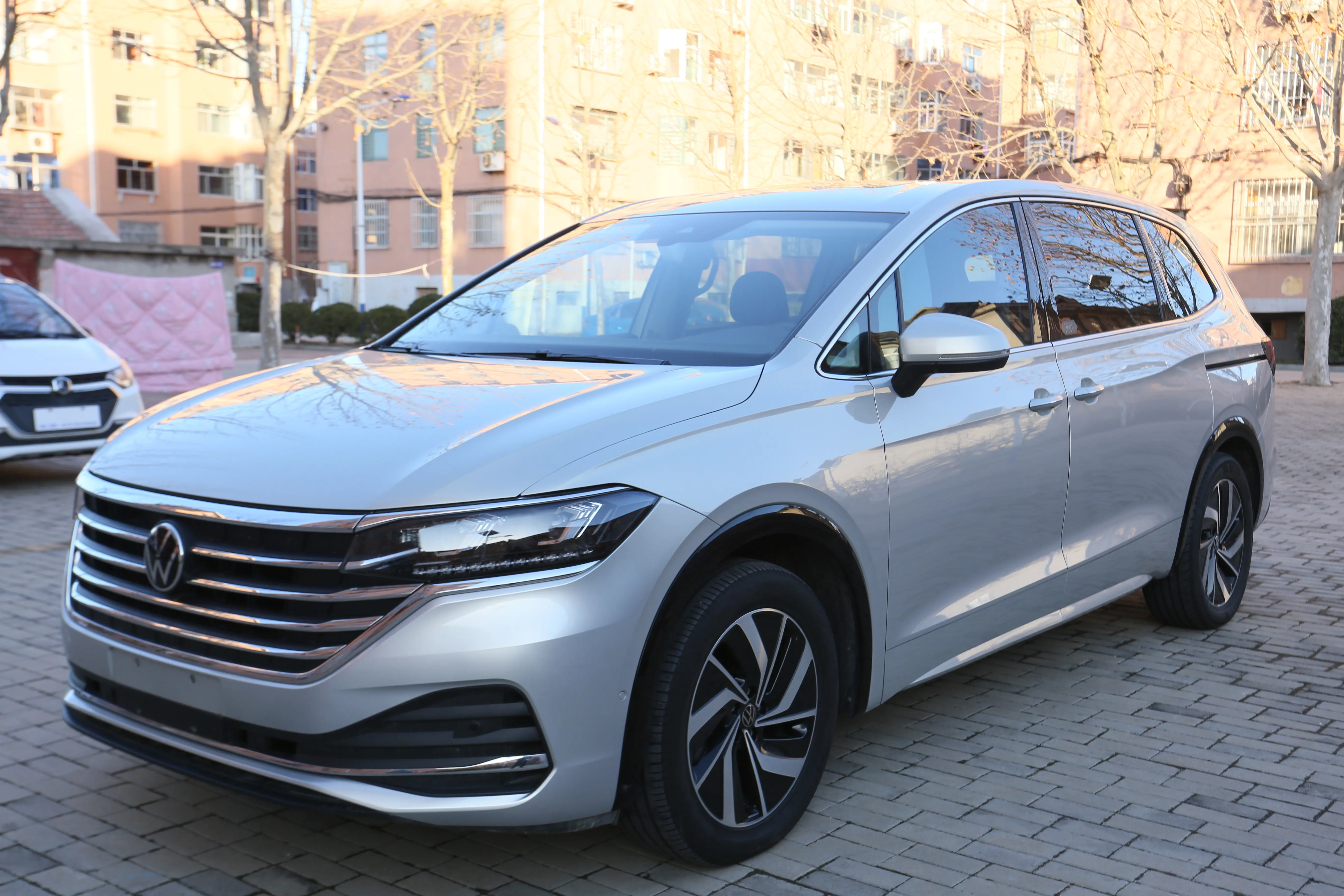 Volkswagen Weiran  из Китая