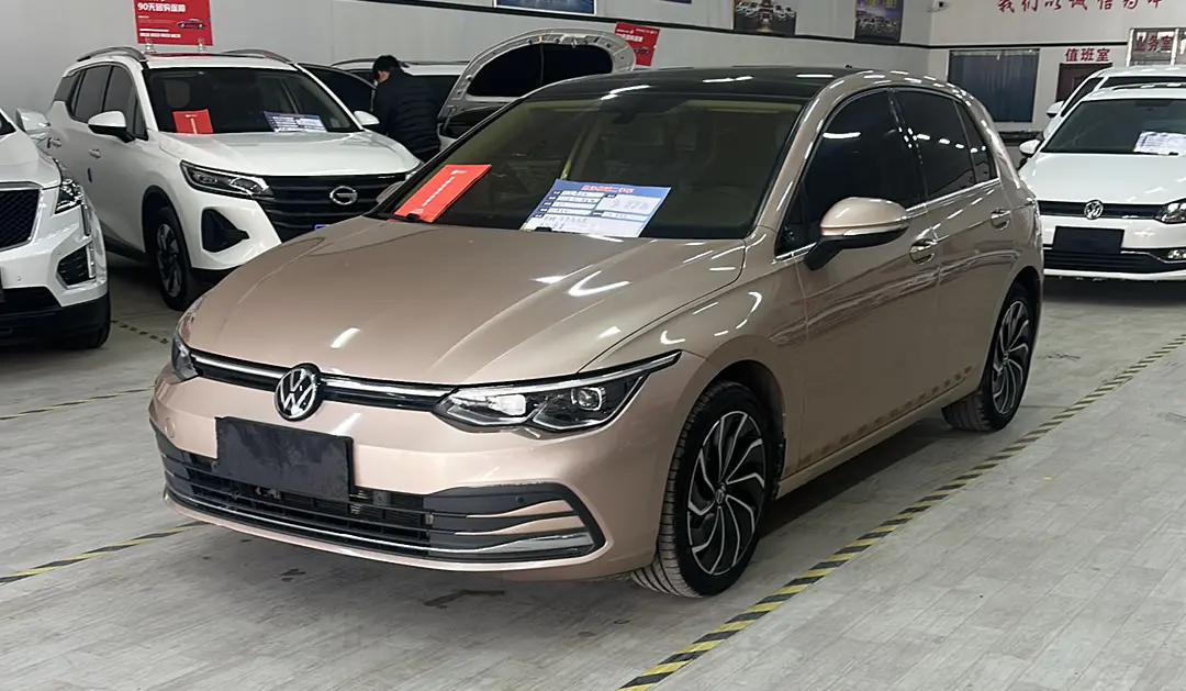 Volkswagen Golf  из Китая