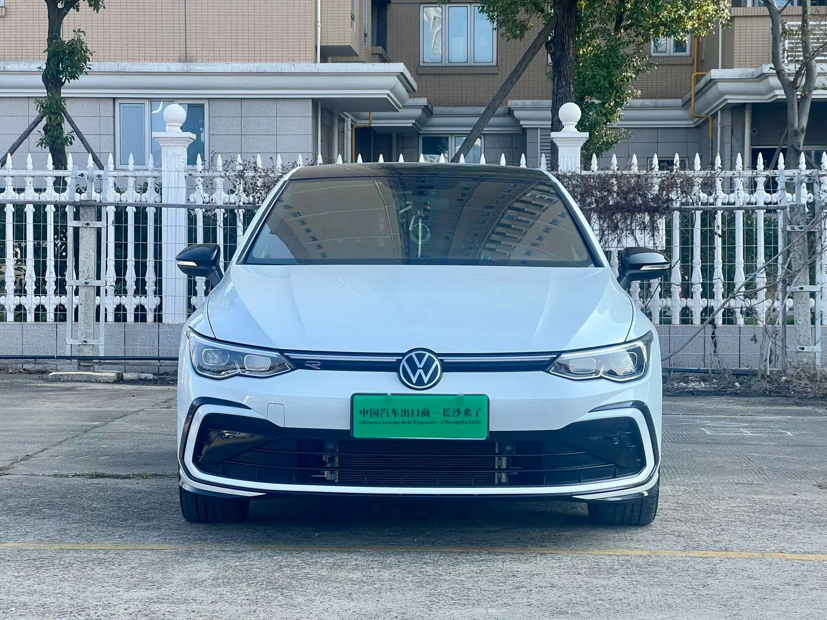 Volkswagen Golf  из Китая