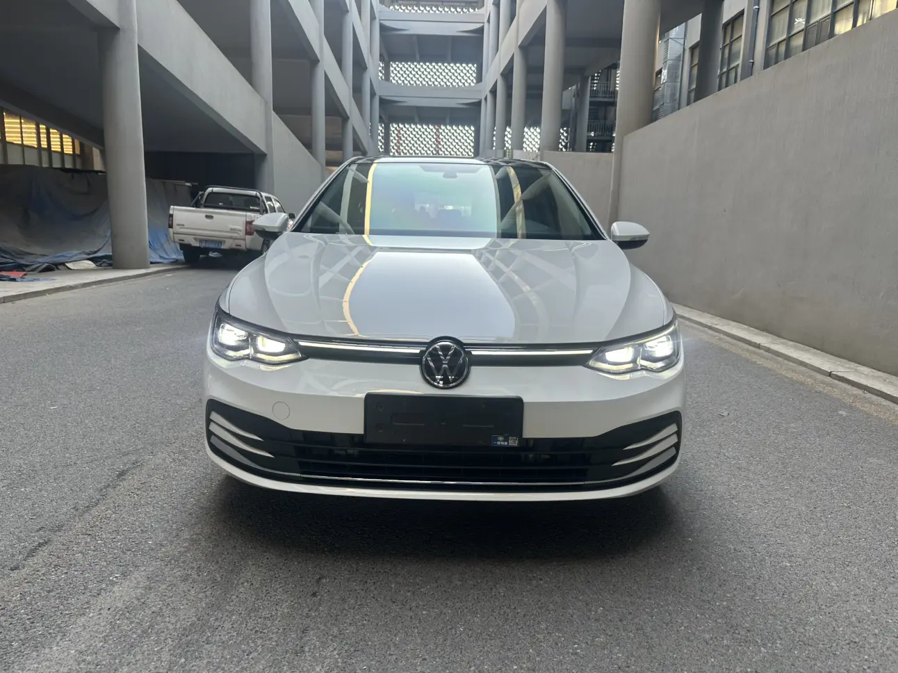 Volkswagen Golf  из Китая