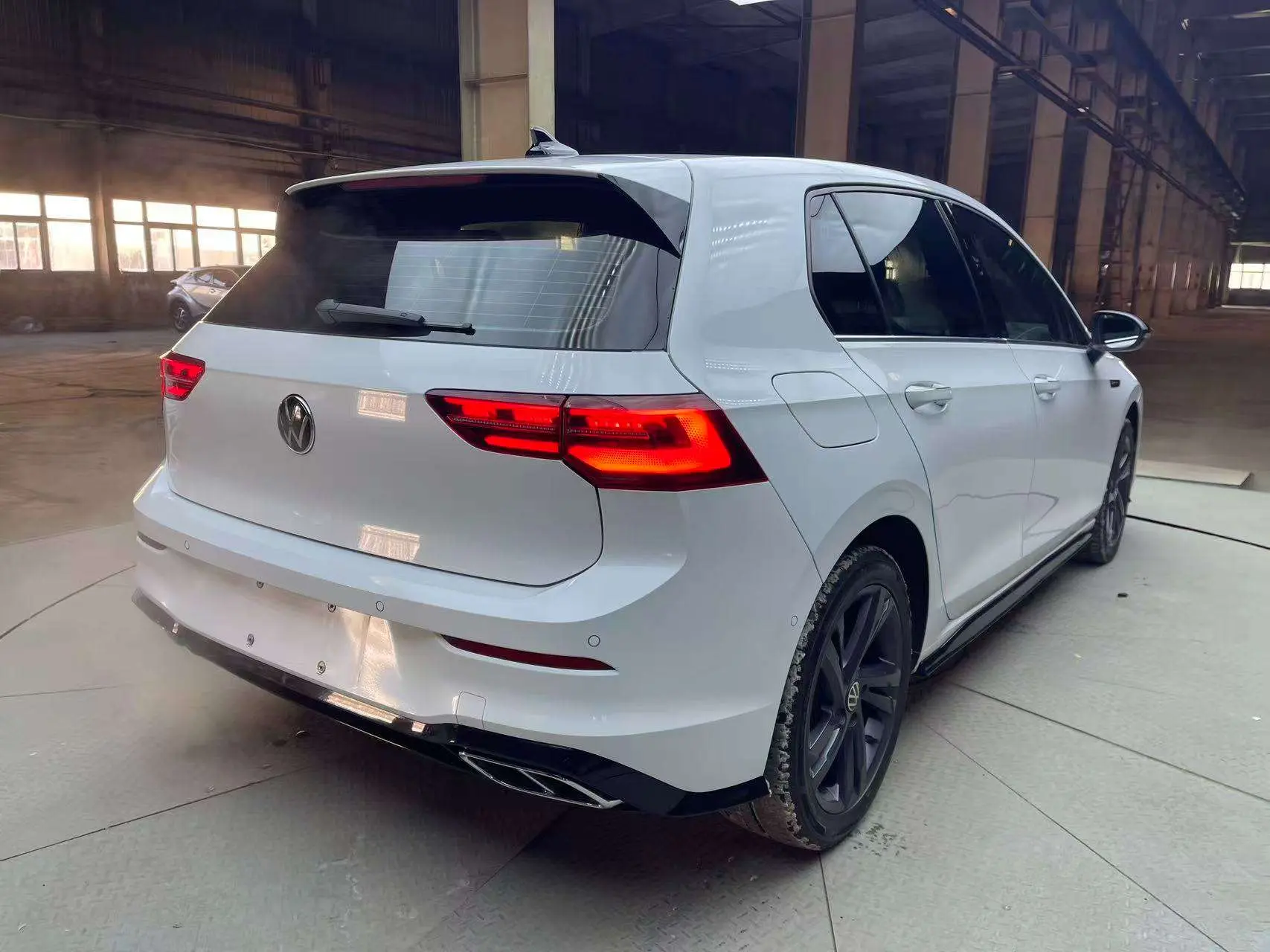 Volkswagen Golf  из Китая