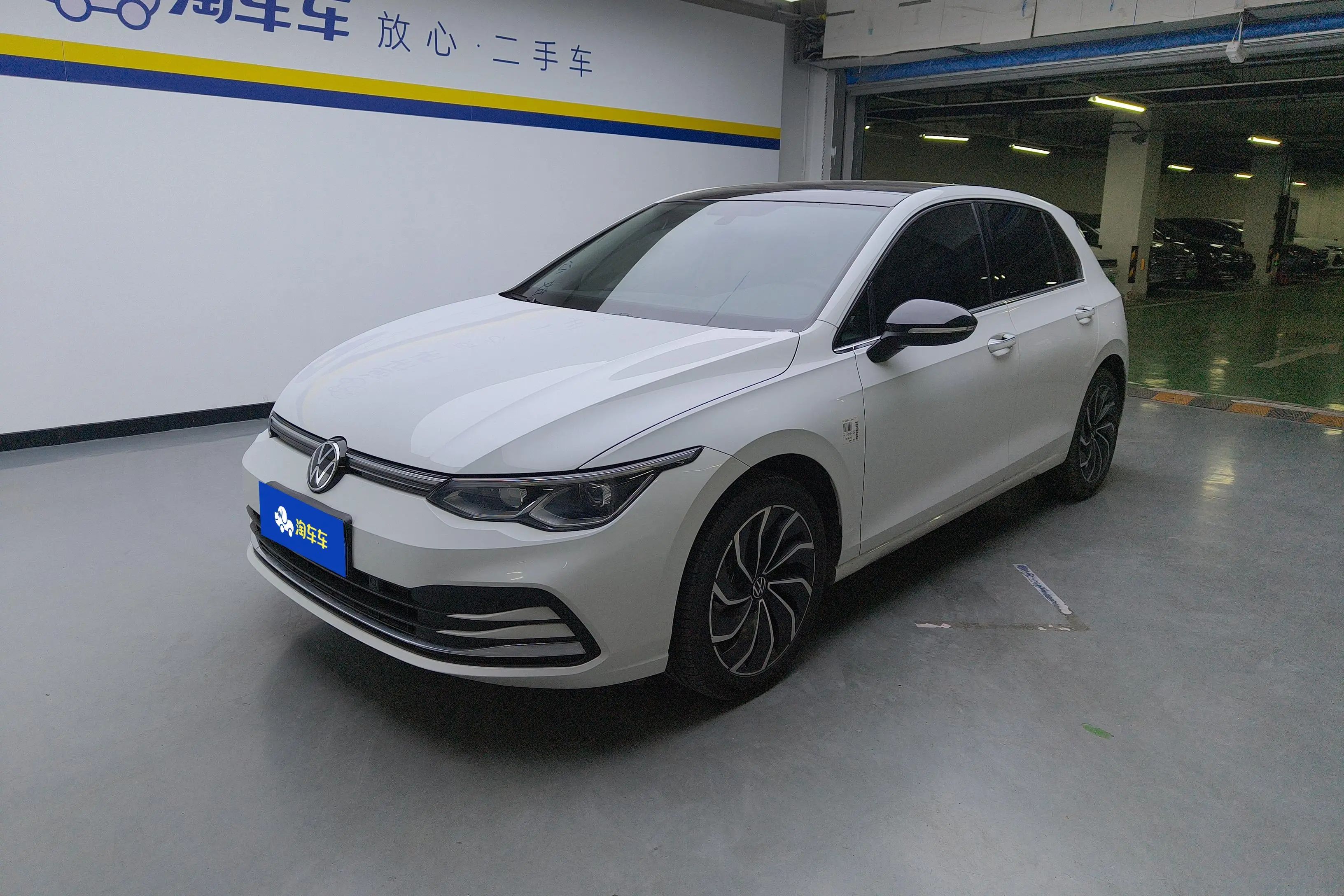 Volkswagen Golf  из Китая