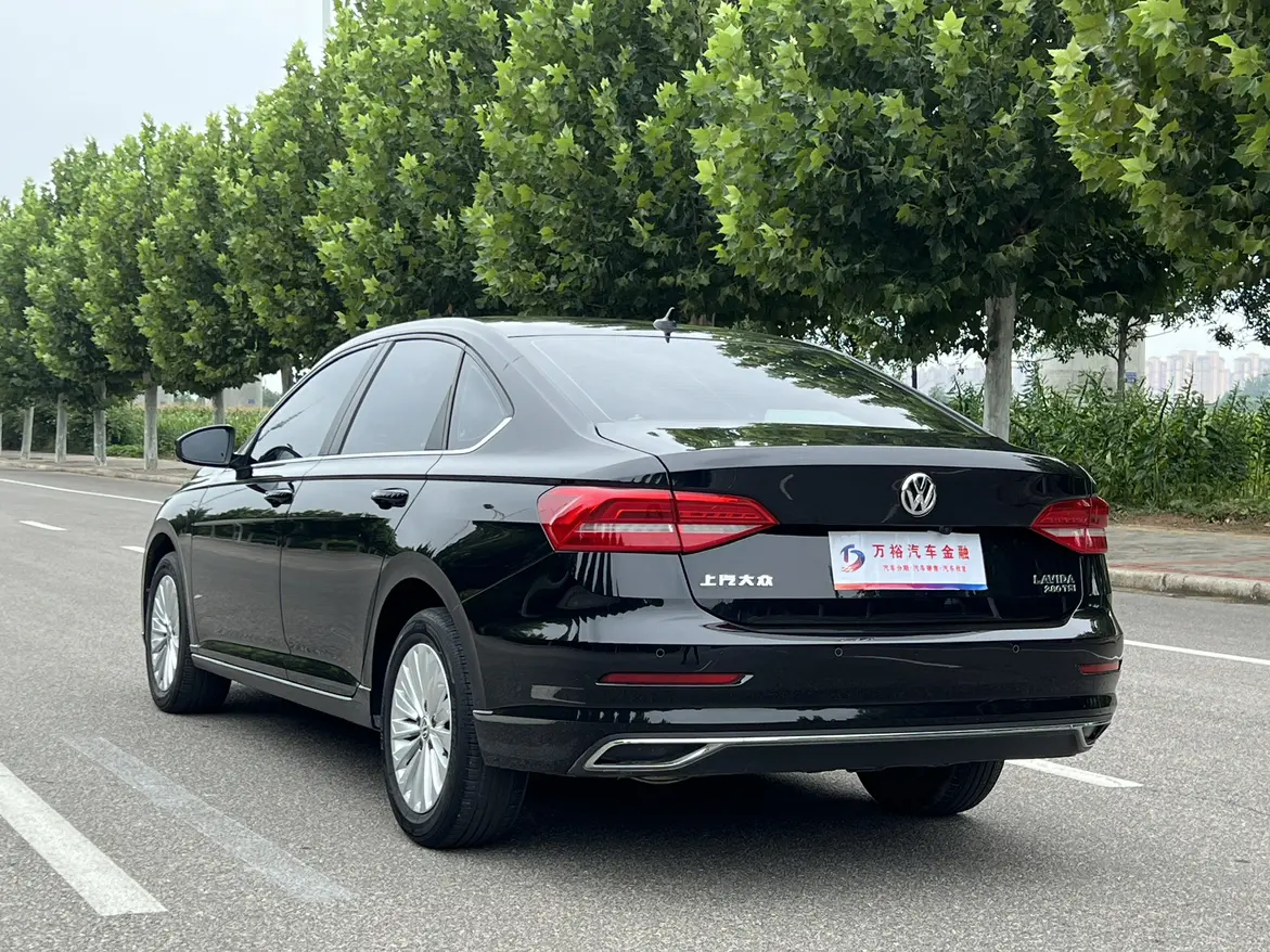 Volkswagen Lavida  из Китая