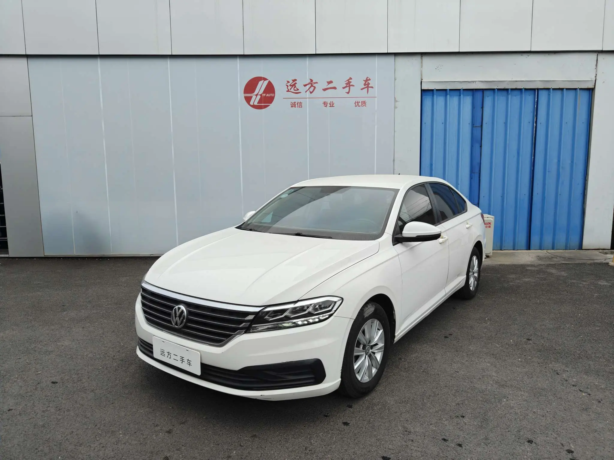 Volkswagen Lavida  из Китая