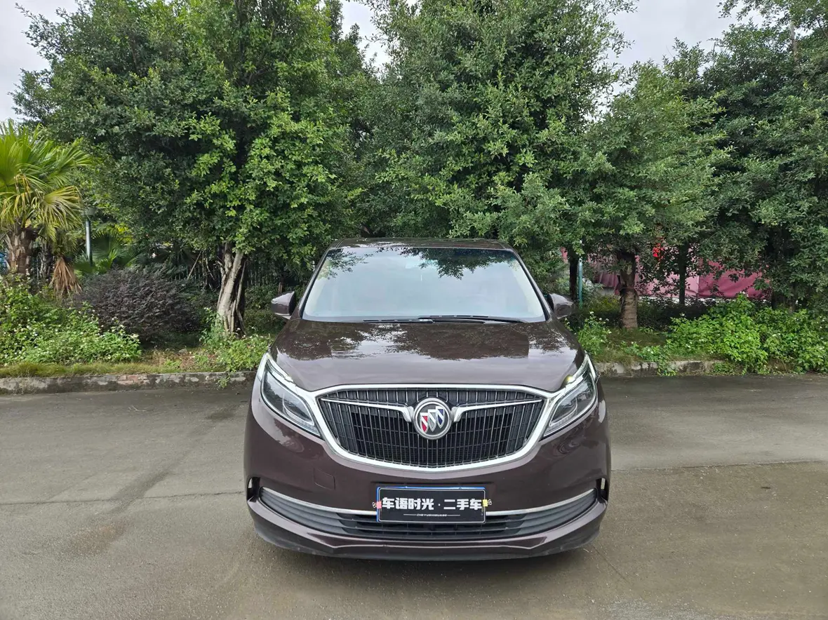Buick GL8  из Китая