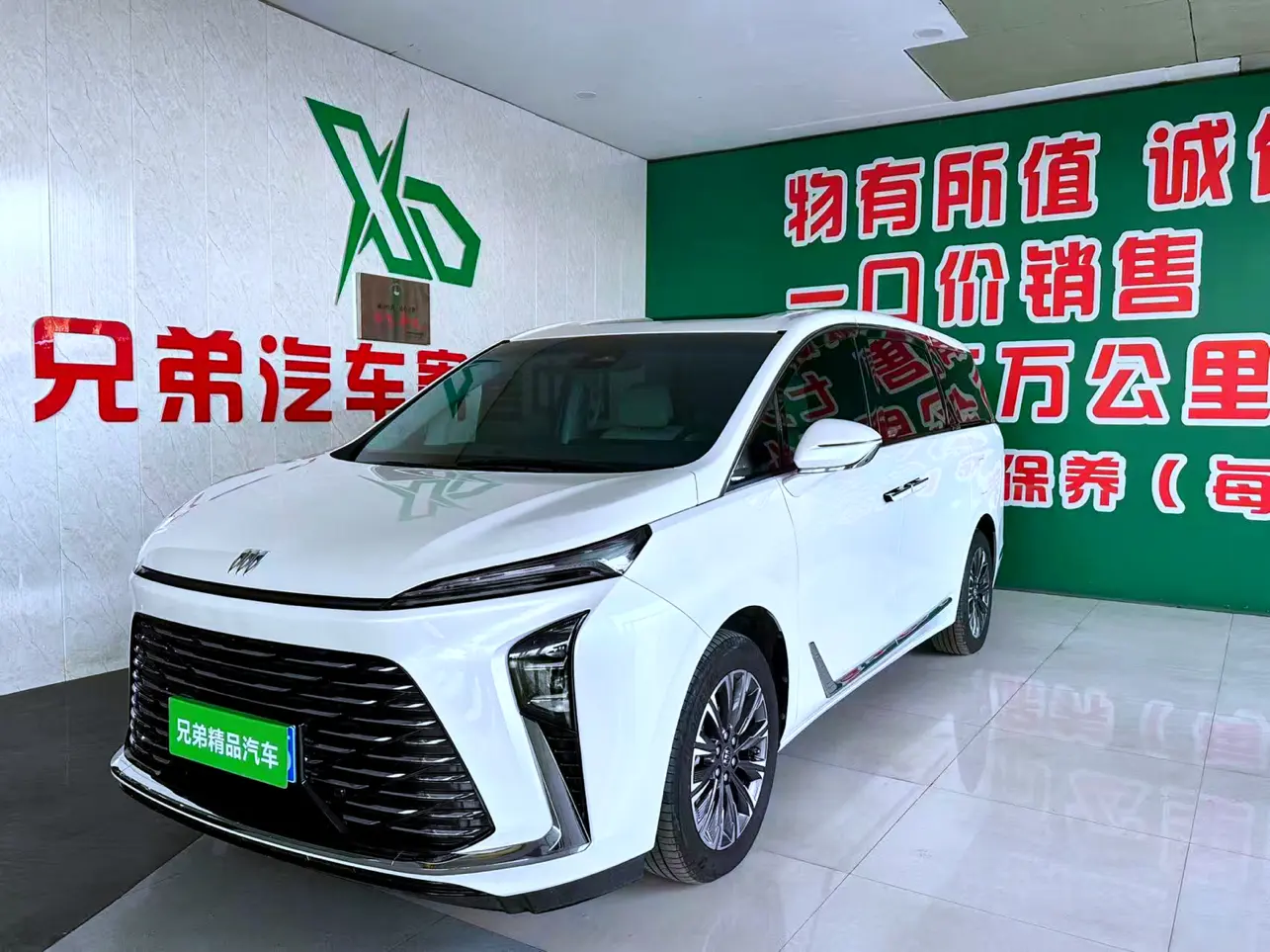 Buick GL8  из Китая