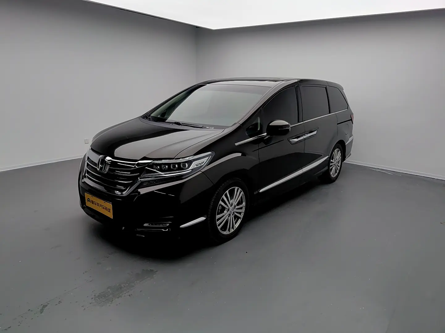 Honda Elysion (Alison)  из Китая