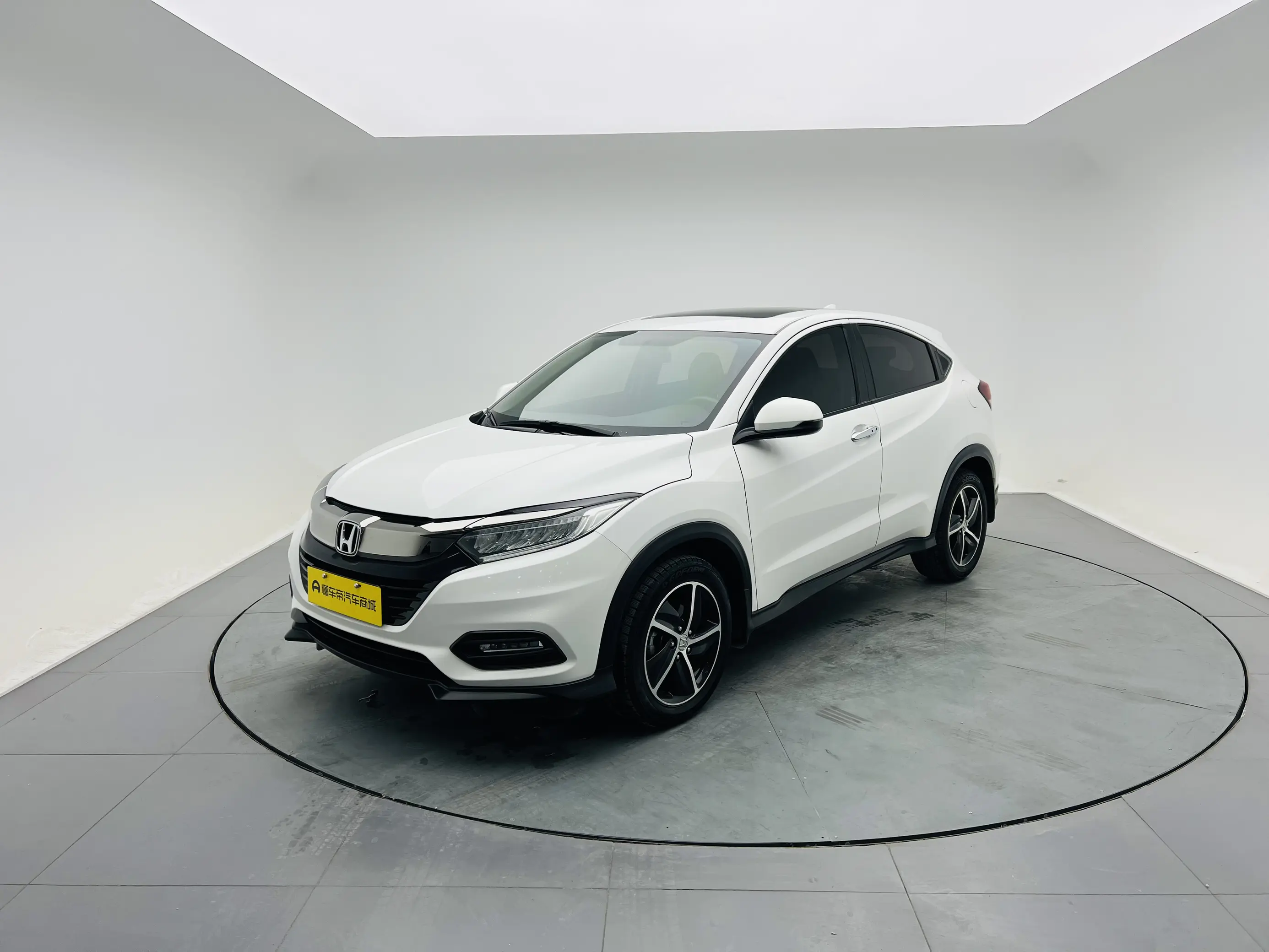 Honda Vezel (Binzhi)  из Китая
