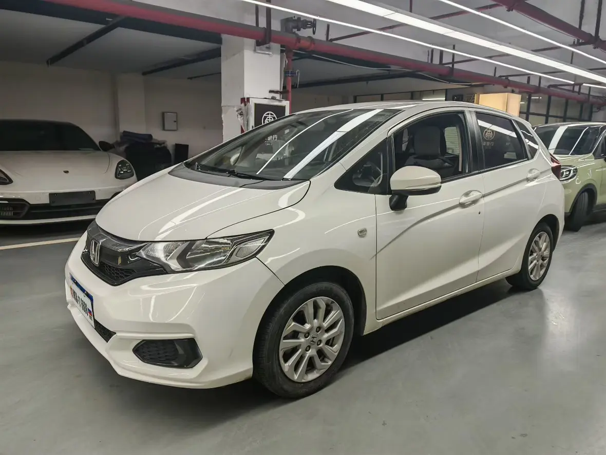 Honda Fit  из Китая
