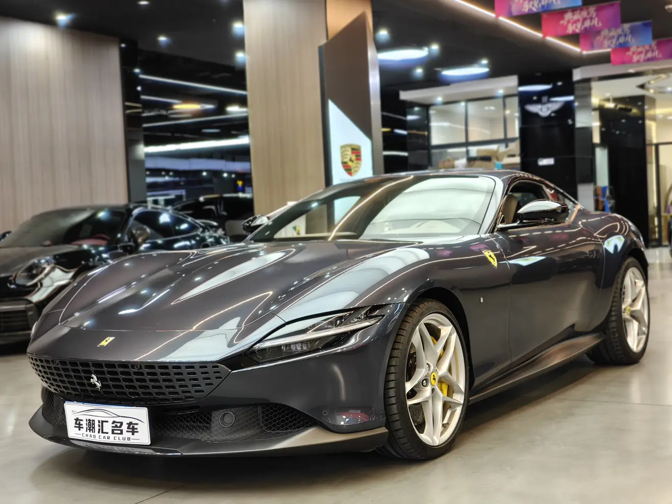 Ferrari Roma  из Китая