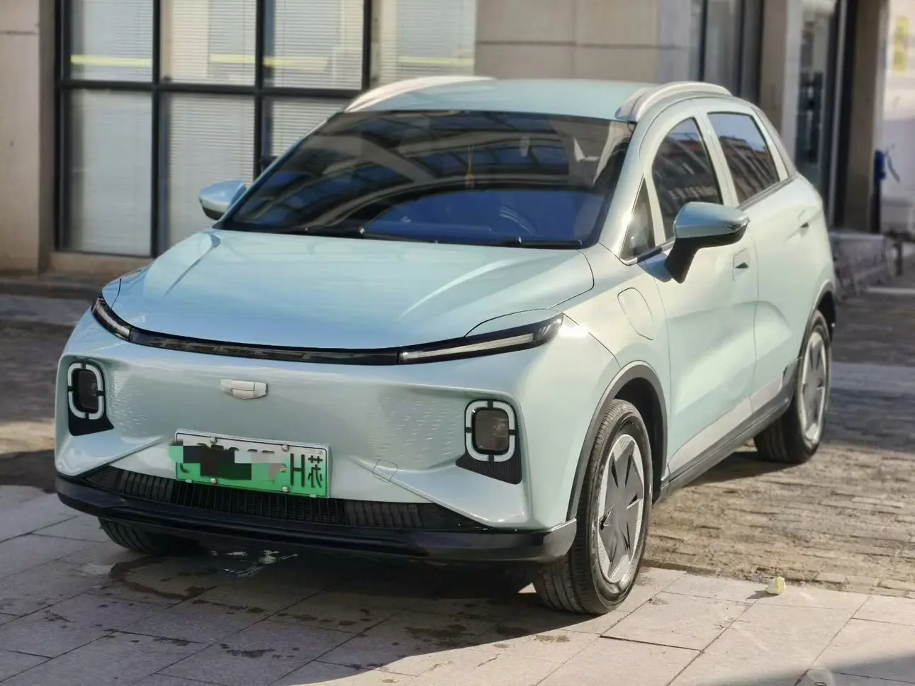 Geely Geometry E Firefly  из Китая