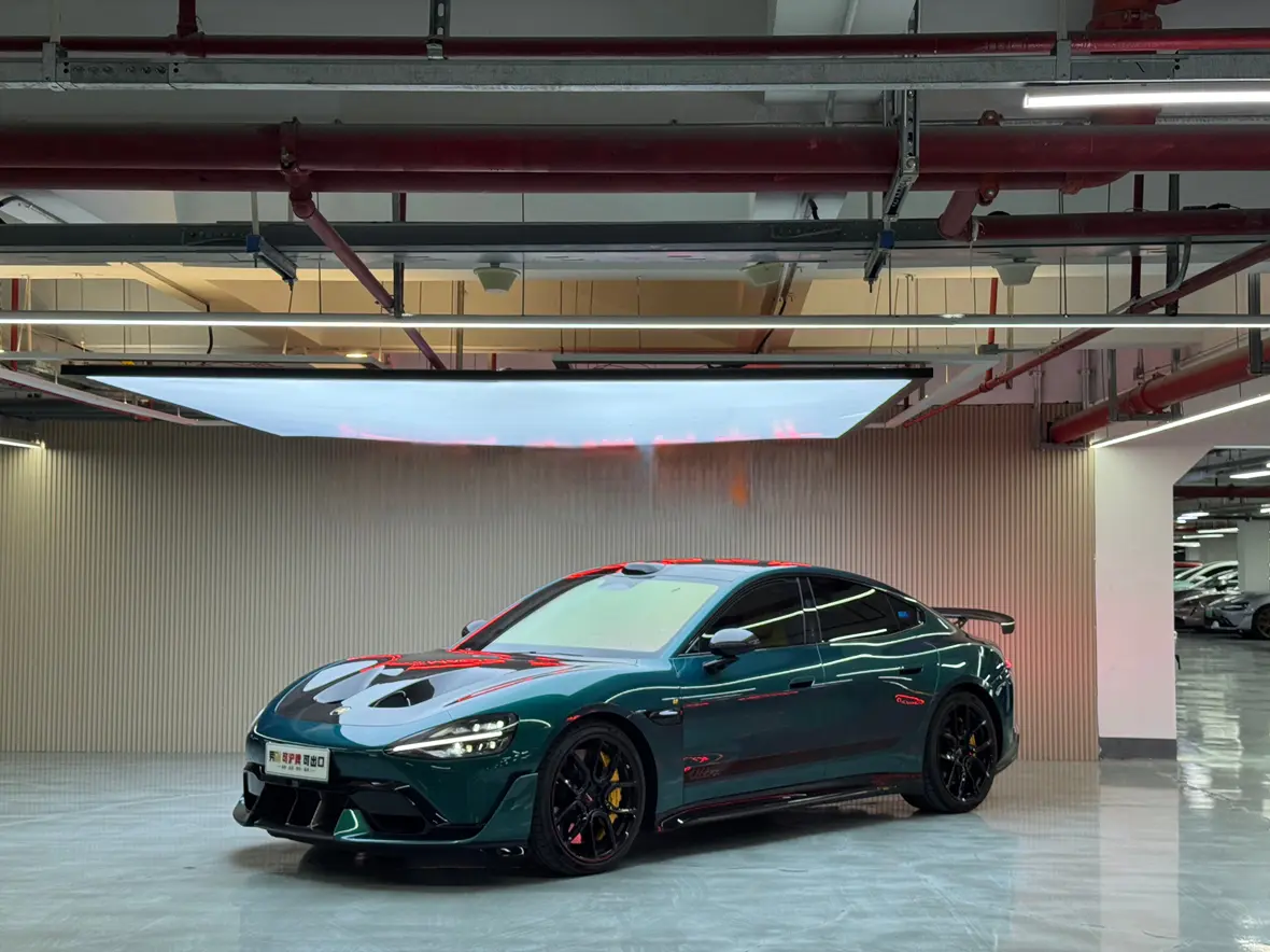 Xiaomi car Xiaomi SU7 Ultra  из Китая