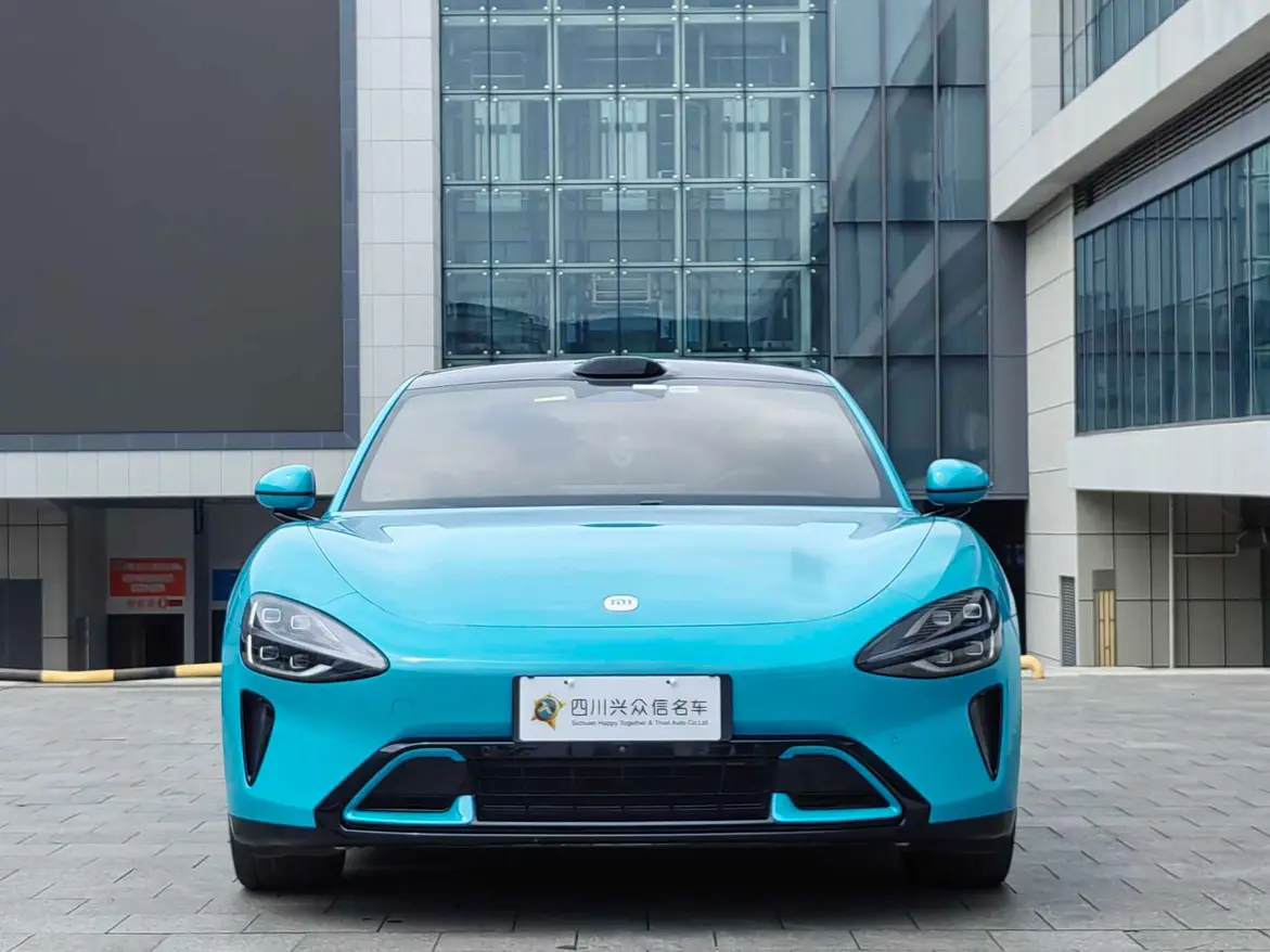 Xiaomi car Xiaomi SU7  из Китая