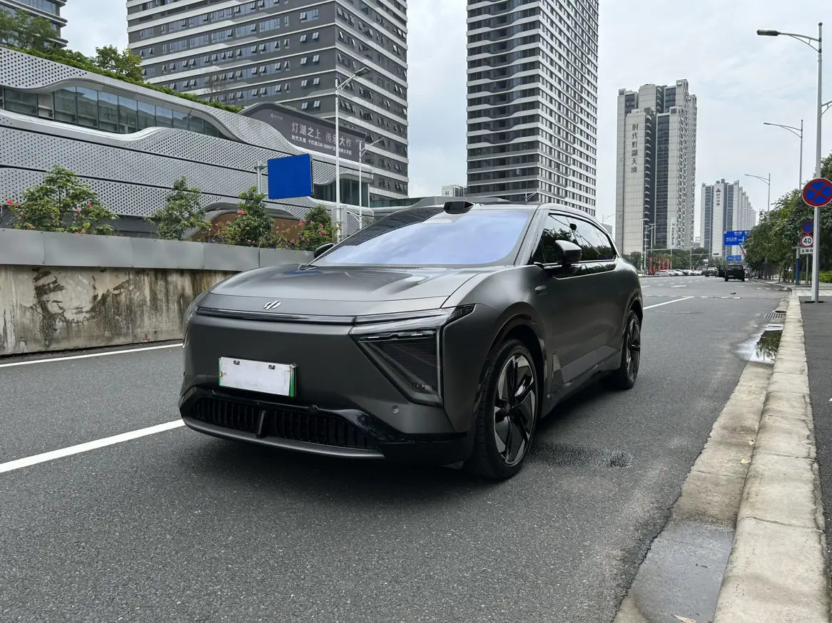 HiPhi Y  из Китая