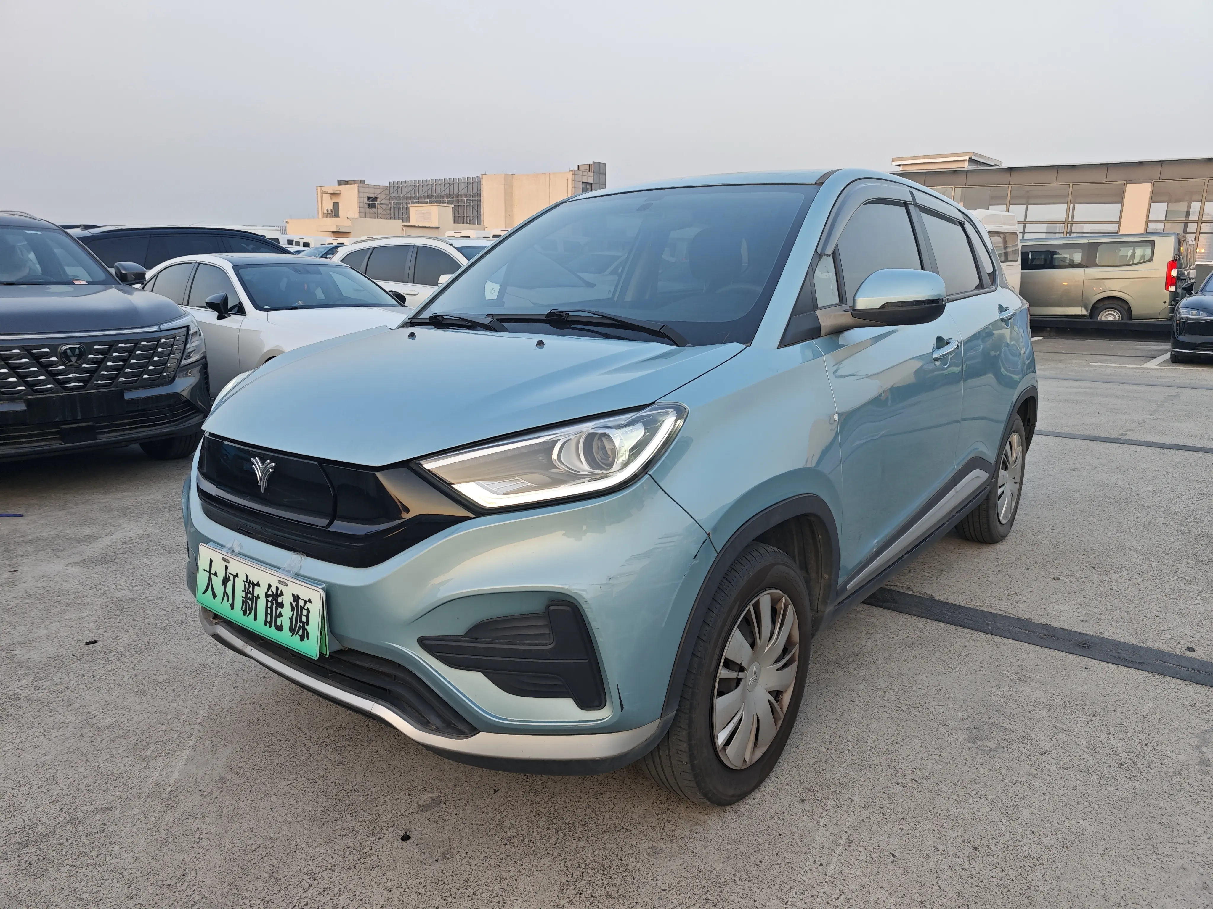 NETA Nezha N01  из Китая