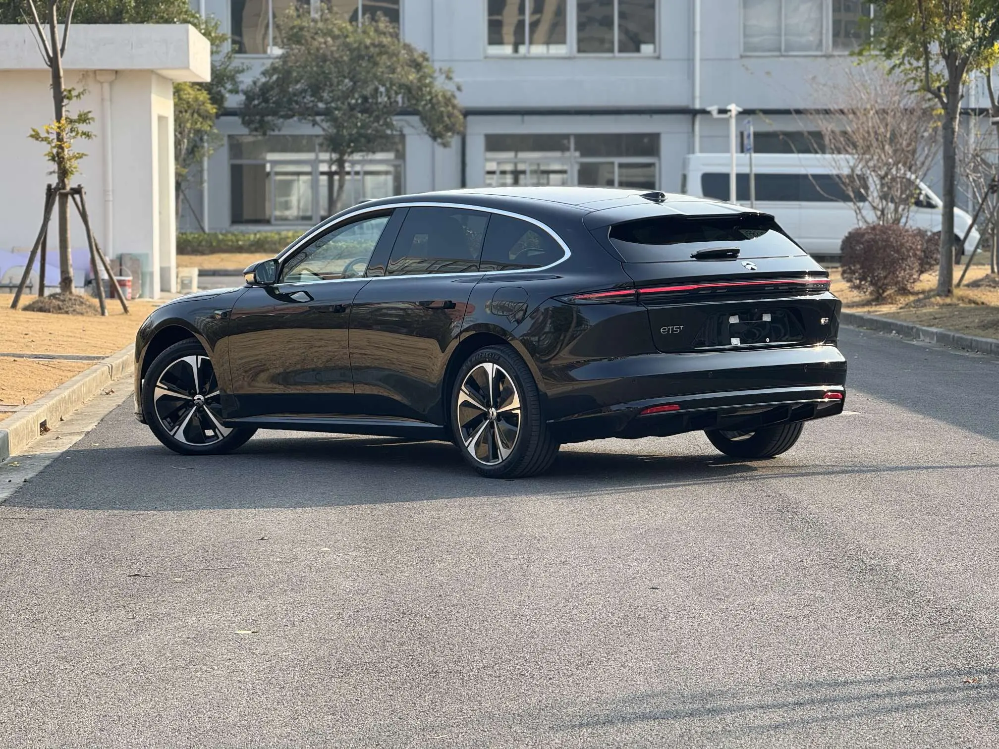 NIO ET5T  из Китая