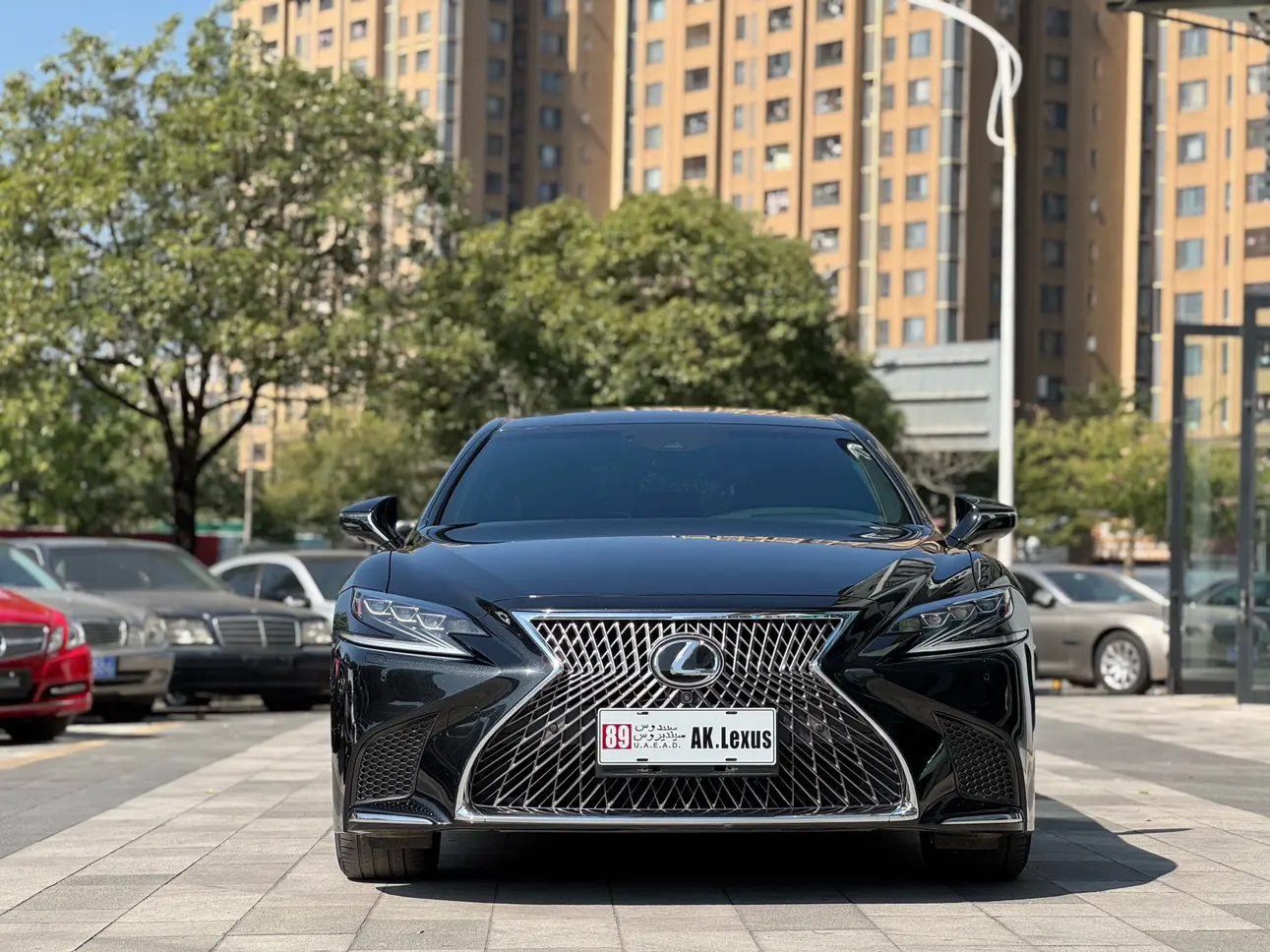 Lexus LS  из Китая