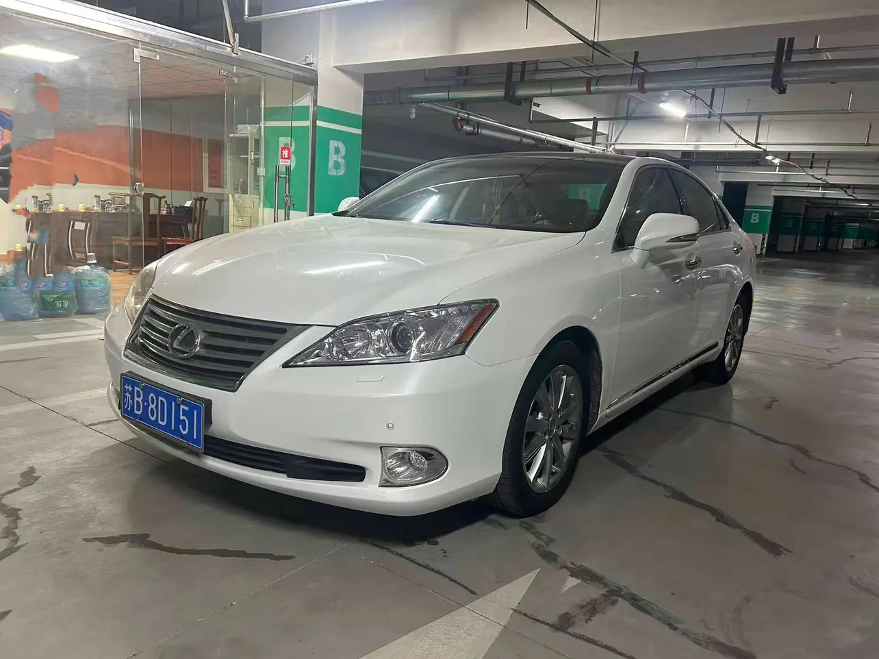 Lexus ES  из Китая