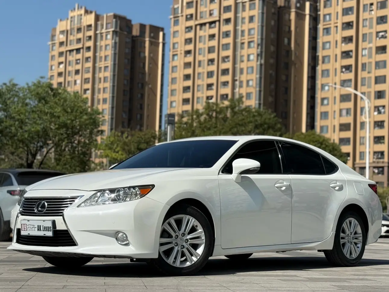 Lexus ES  из Китая