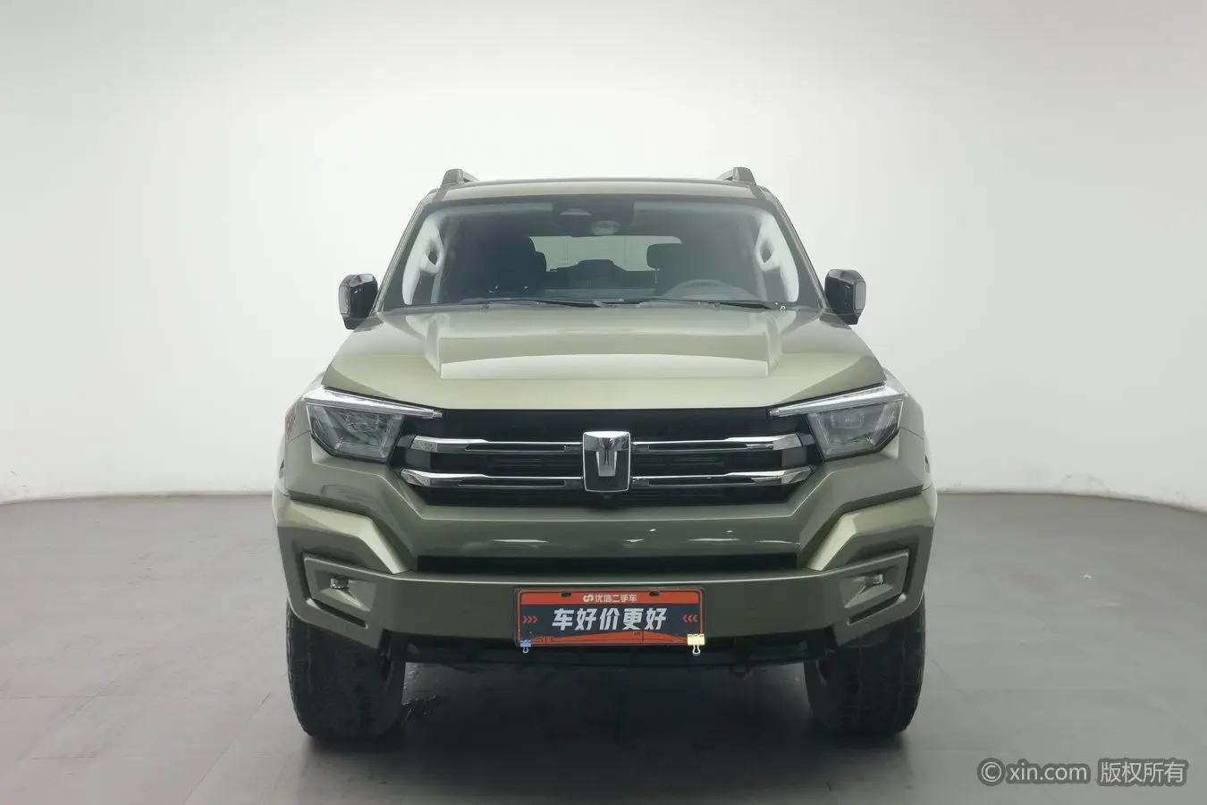 Tank 400 Hi4-T  из Китая