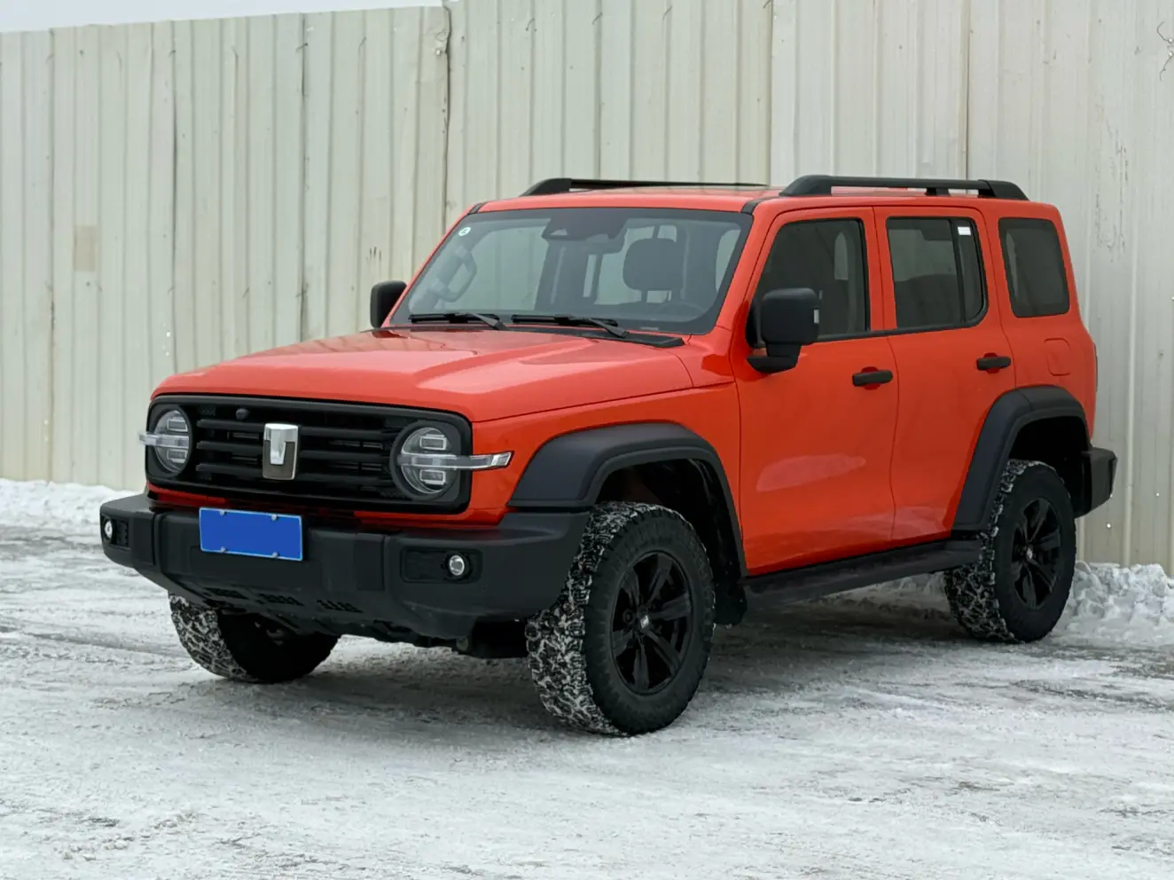 Tank 300  из Китая