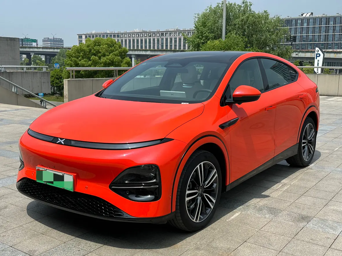 Xpeng G6  из Китая