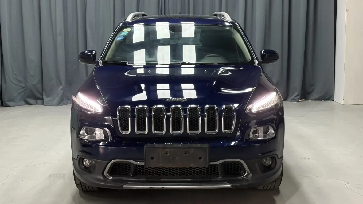 Jeep Cherokee  из Китая