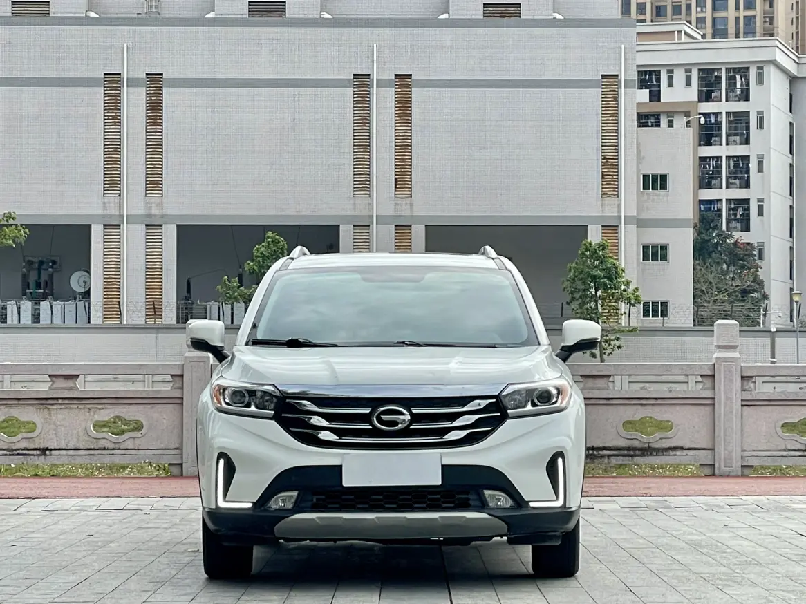 GAC Trumpchi GS4  из Китая