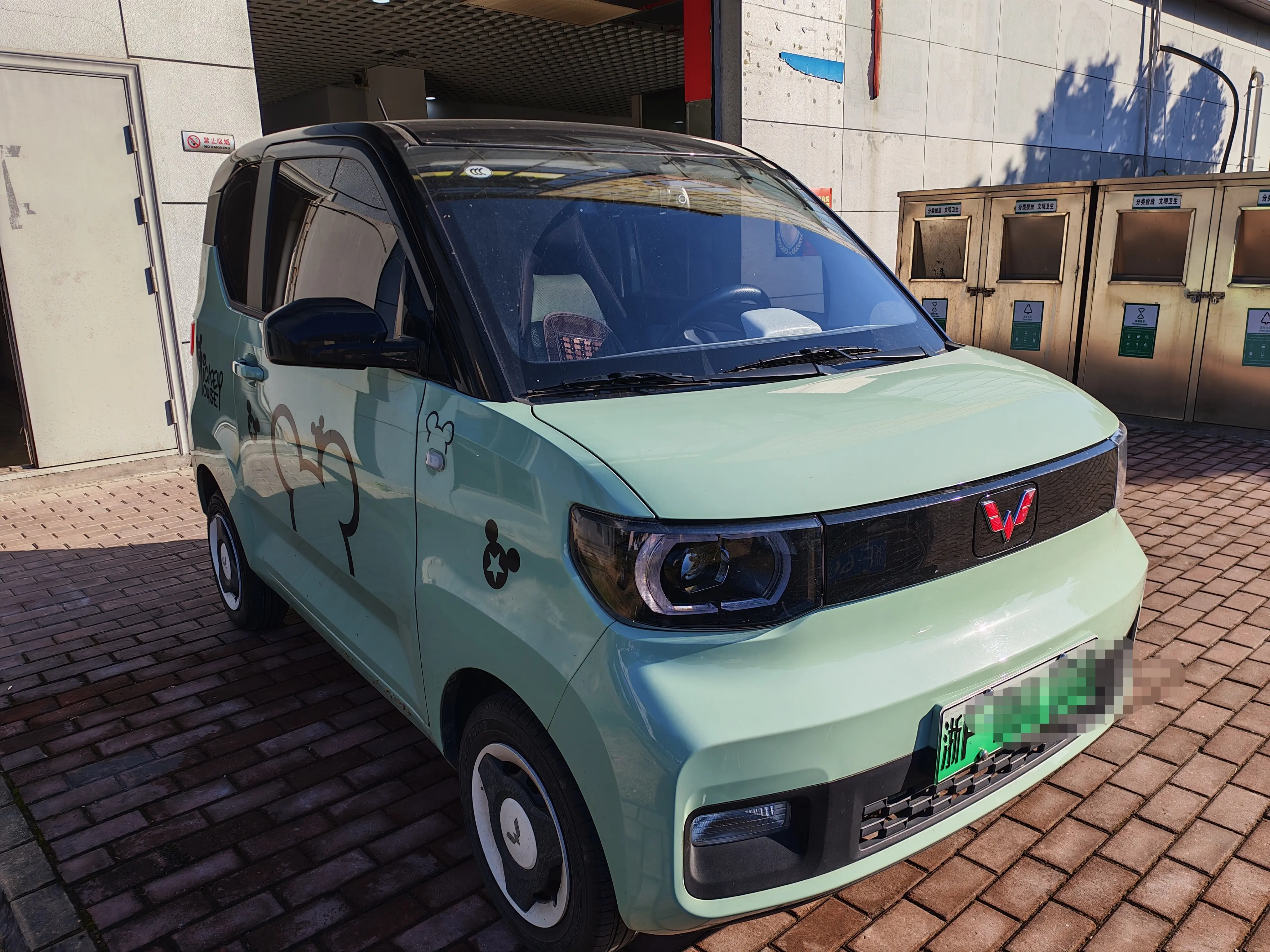 Wuling Hongguang MINIEV  из Китая