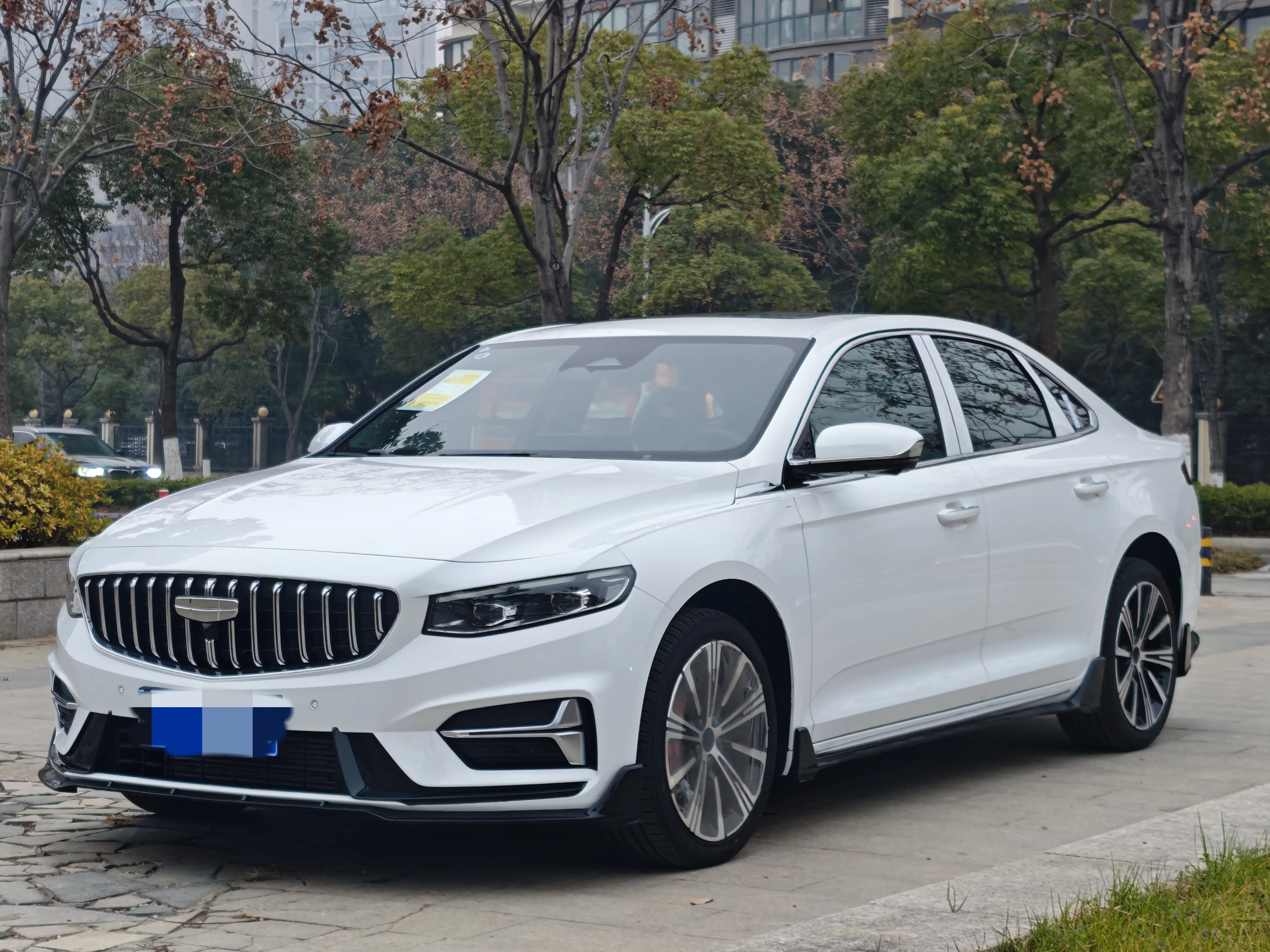 Geely Xing Rui  из Китая