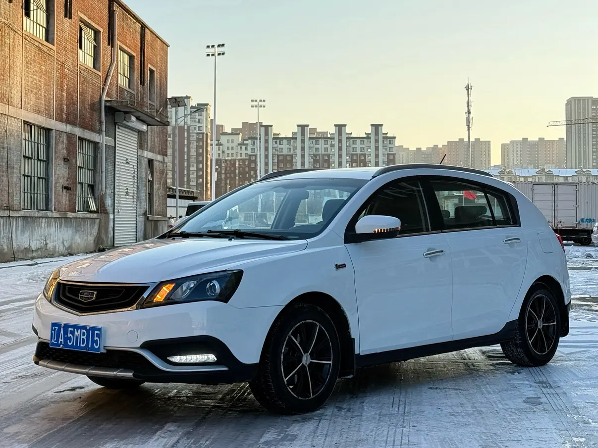 Geely Emgrand  из Китая