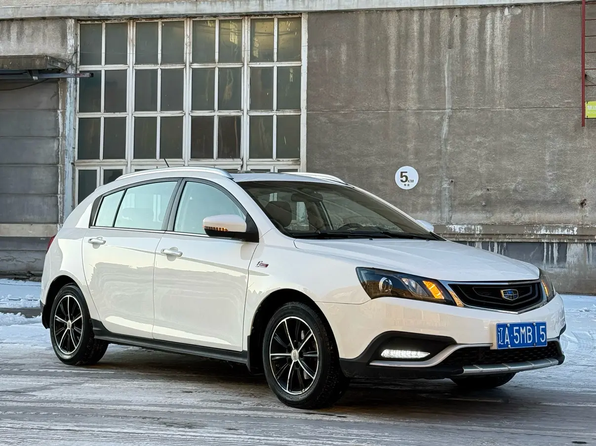 Geely Emgrand  из Китая