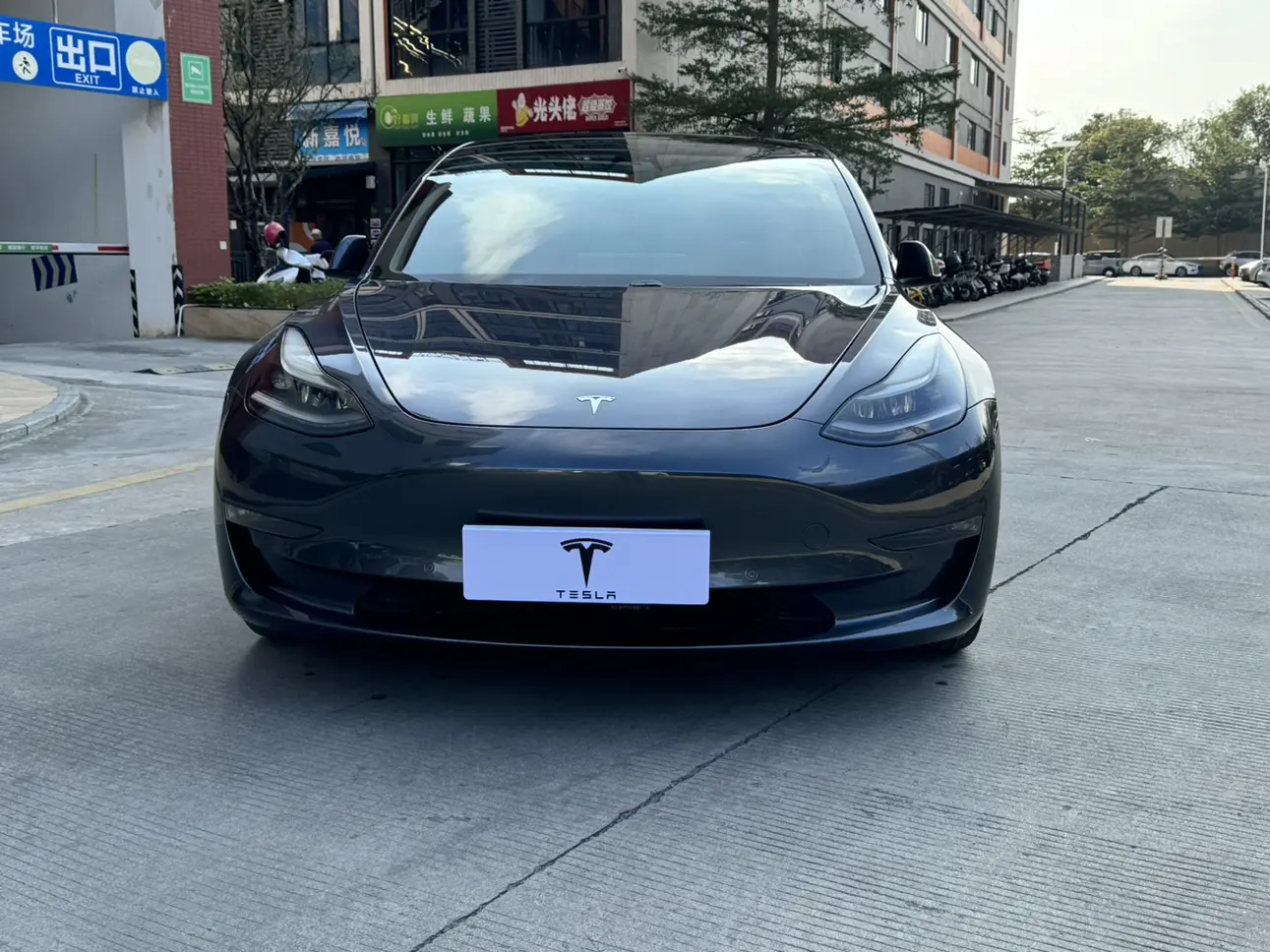 Tesla Model 3  из Китая