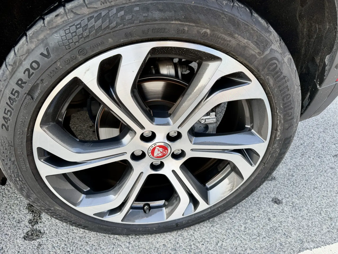 Jaguar E-PACE  из Китая