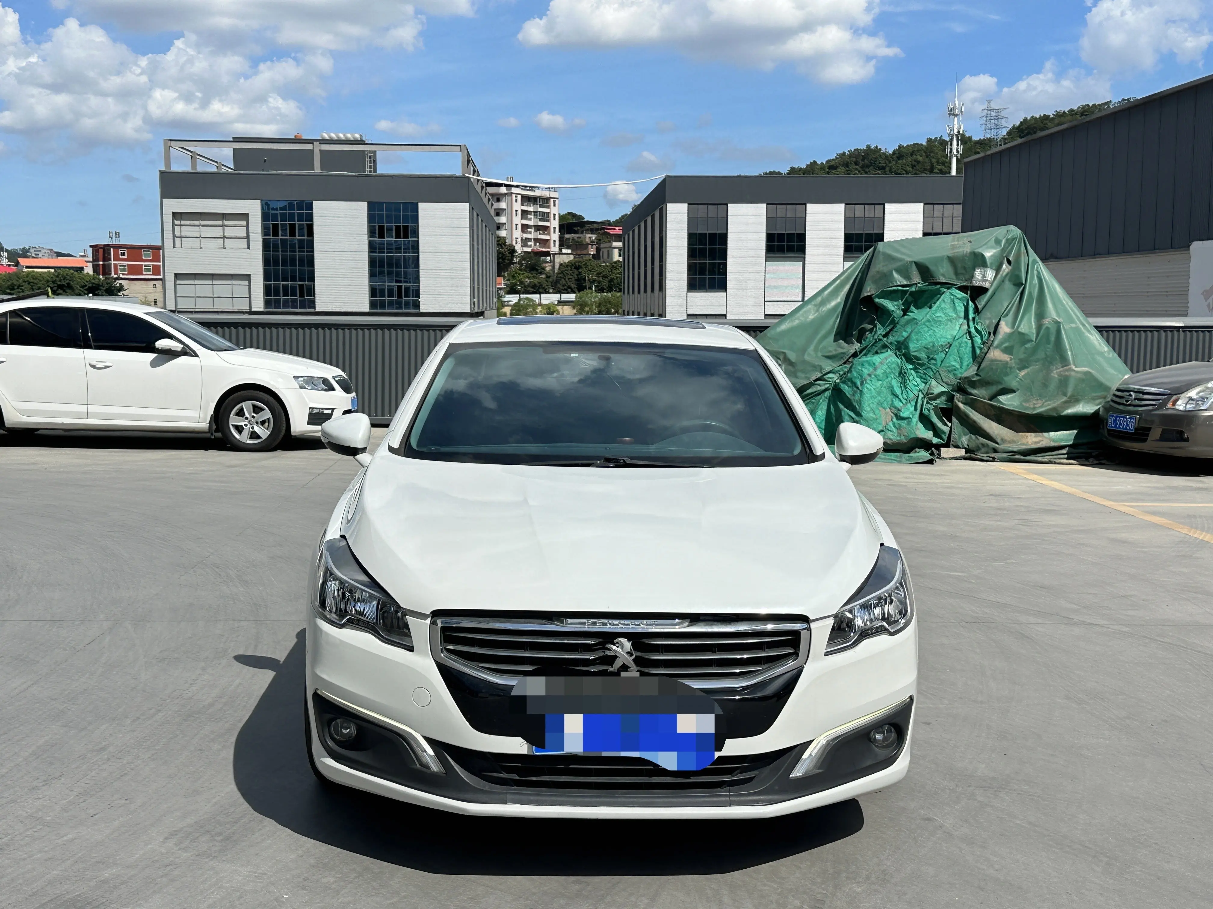 Peugeot 508  из Китая