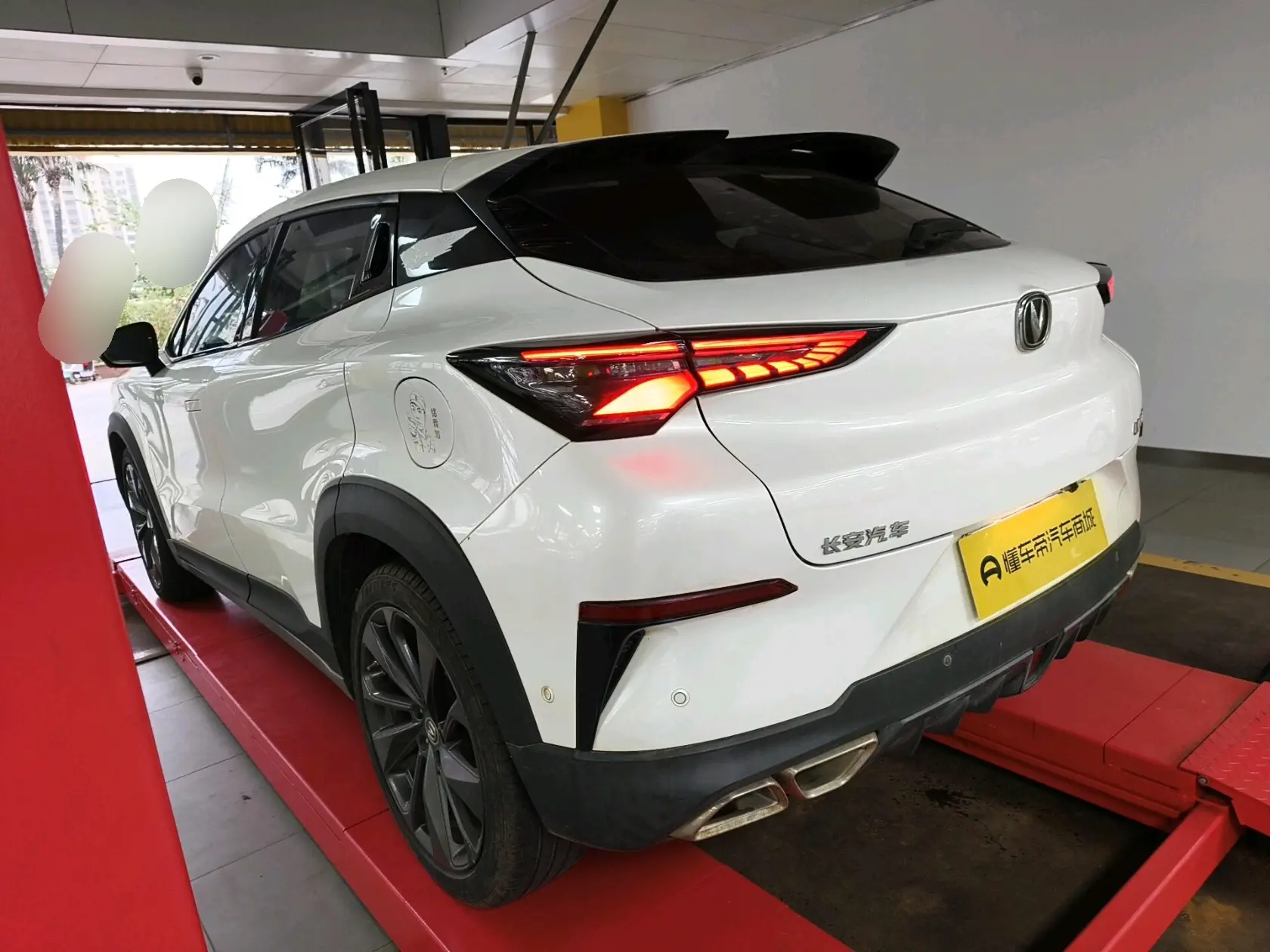 Changan UNI-T  из Китая