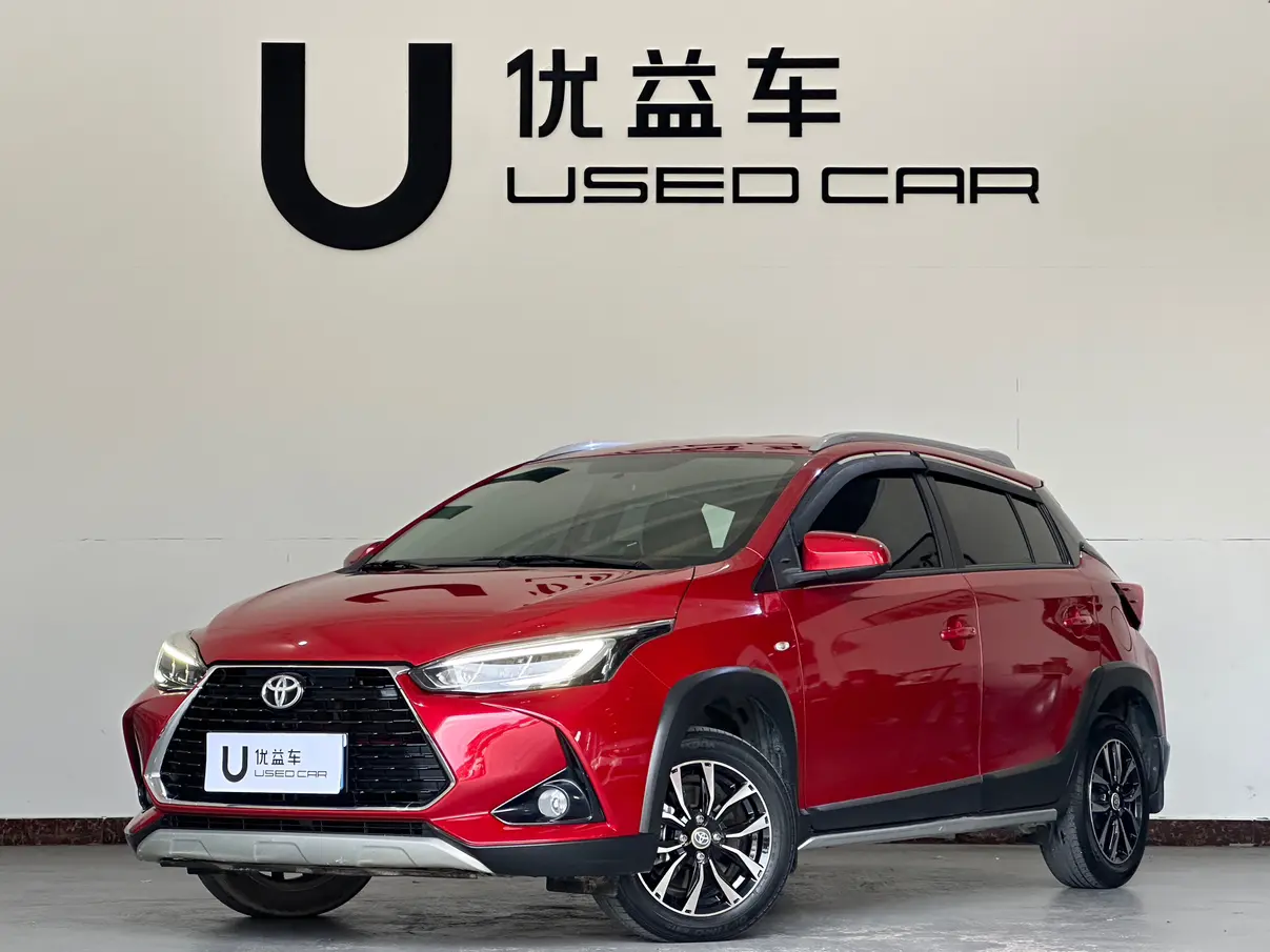 Toyota Yaris L  из Китая