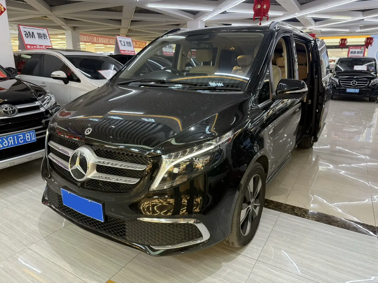 Mercedes-Benz Mercedes Benz V Class  из Китая