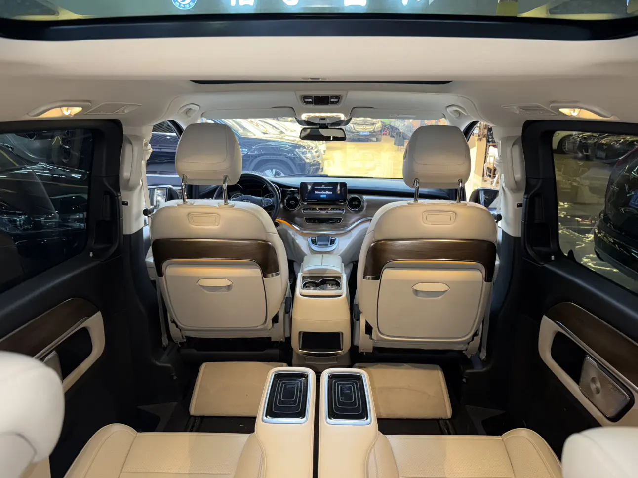 Mercedes-Benz Mercedes Benz V Class  из Китая