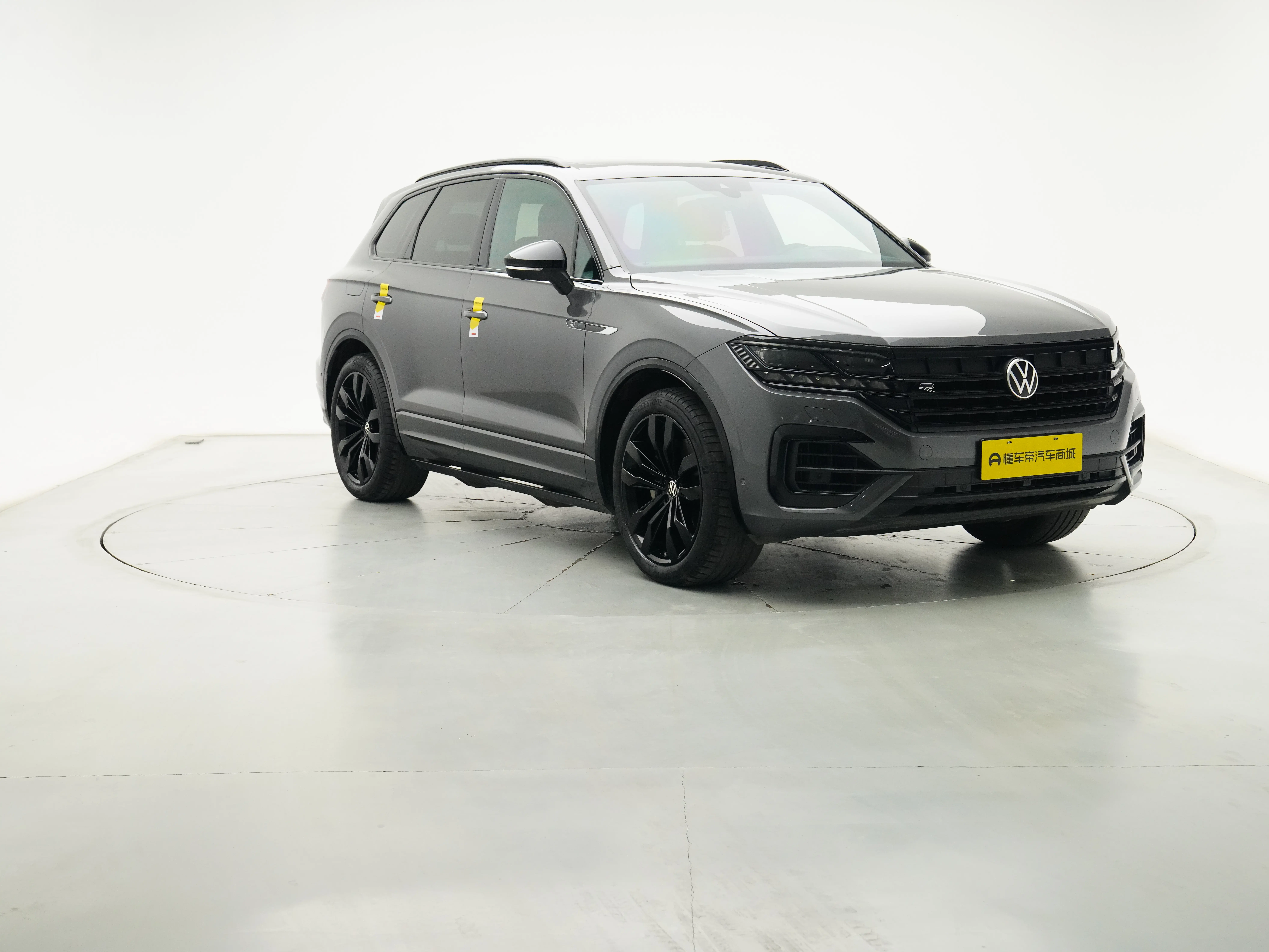 Volkswagen Touareg  из Китая