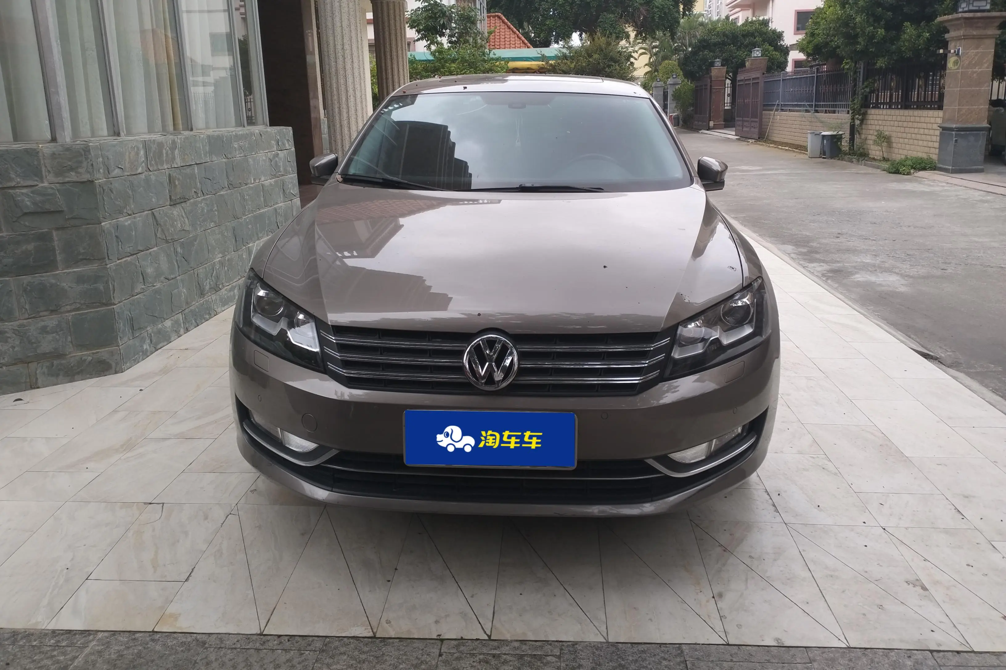 Volkswagen Passat  из Китая