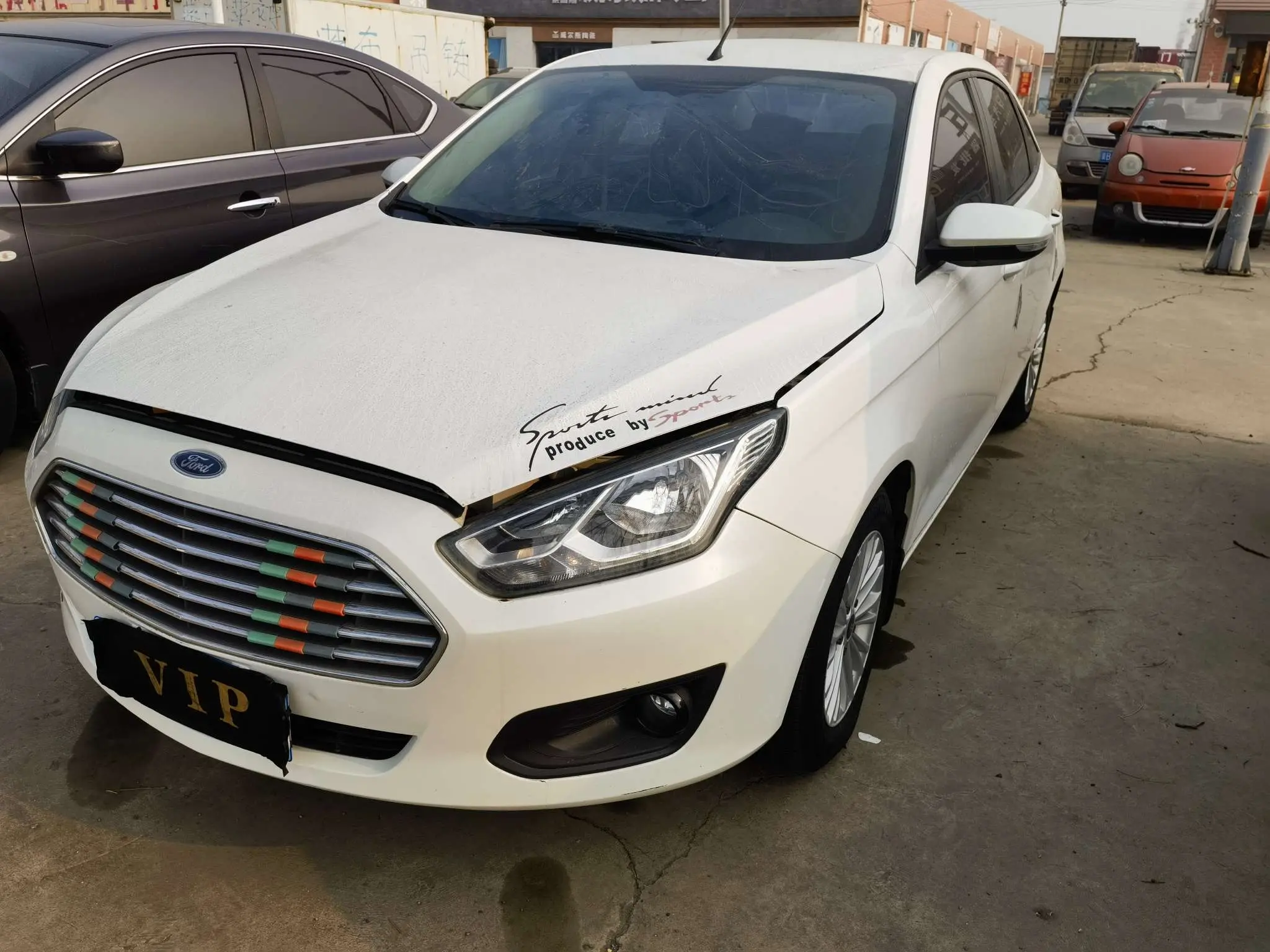 Ford Forrest  из Китая